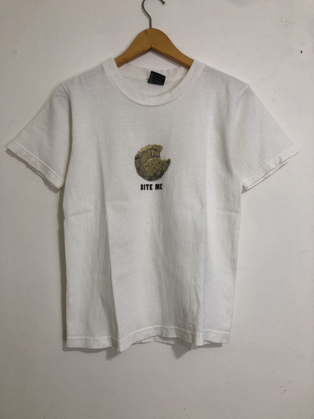 Uniqlo × Vintage Vintage Uniqlo T-Shirt USA Size US S / EU 44-46 / 1 - 1 Thumbnail