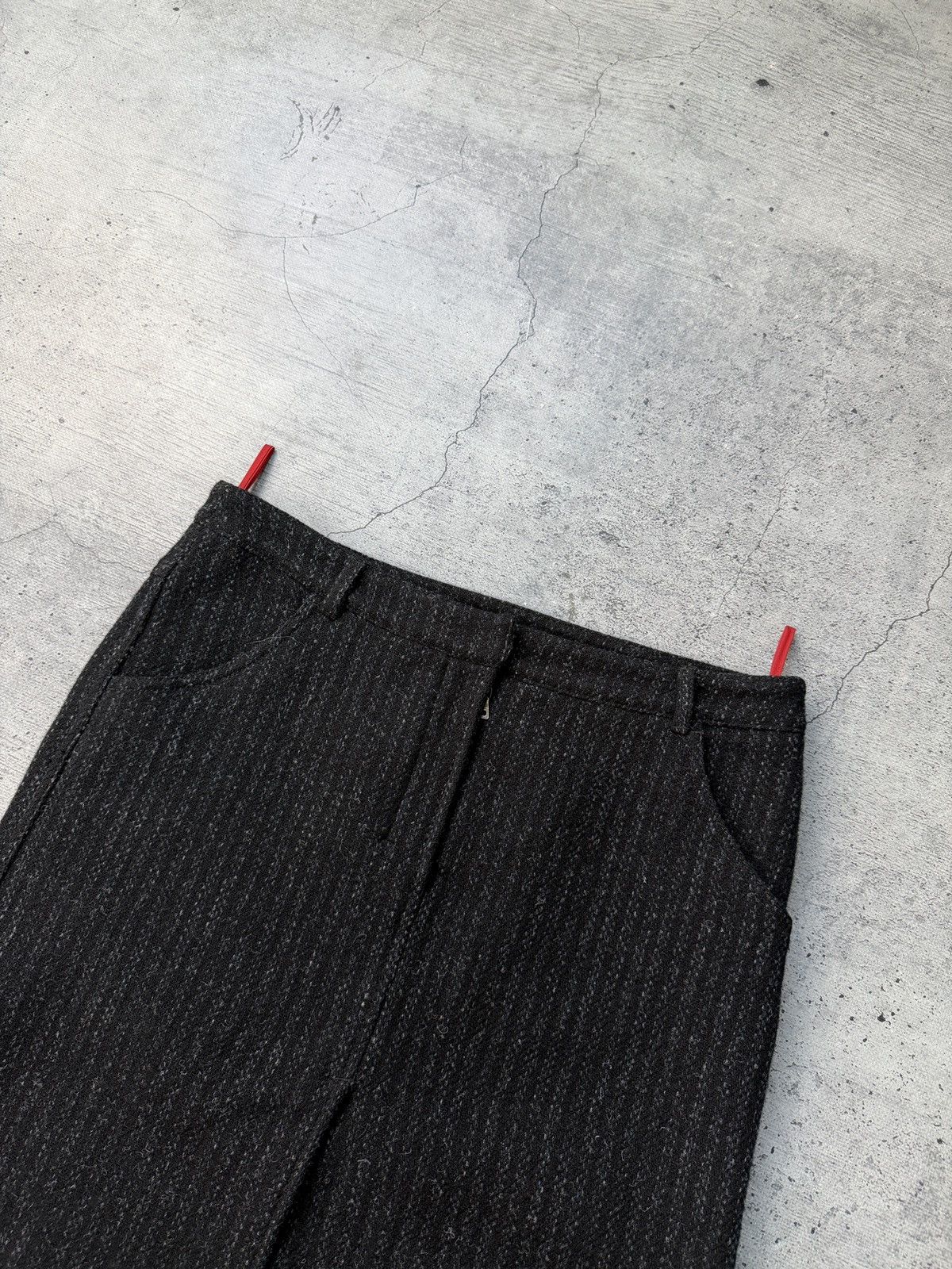 Prada Prada 2000s archive vintage midi skirt Y2K wool Size 30" / US 8 / IT 44 - 2 Thumbnail