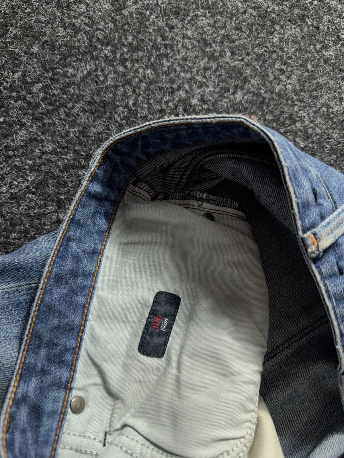 Giorgio Armani 00s AJ Armani Jeans J06 Slim Fit Dirty Distressed Jeans Size US 33 - 13 Thumbnail