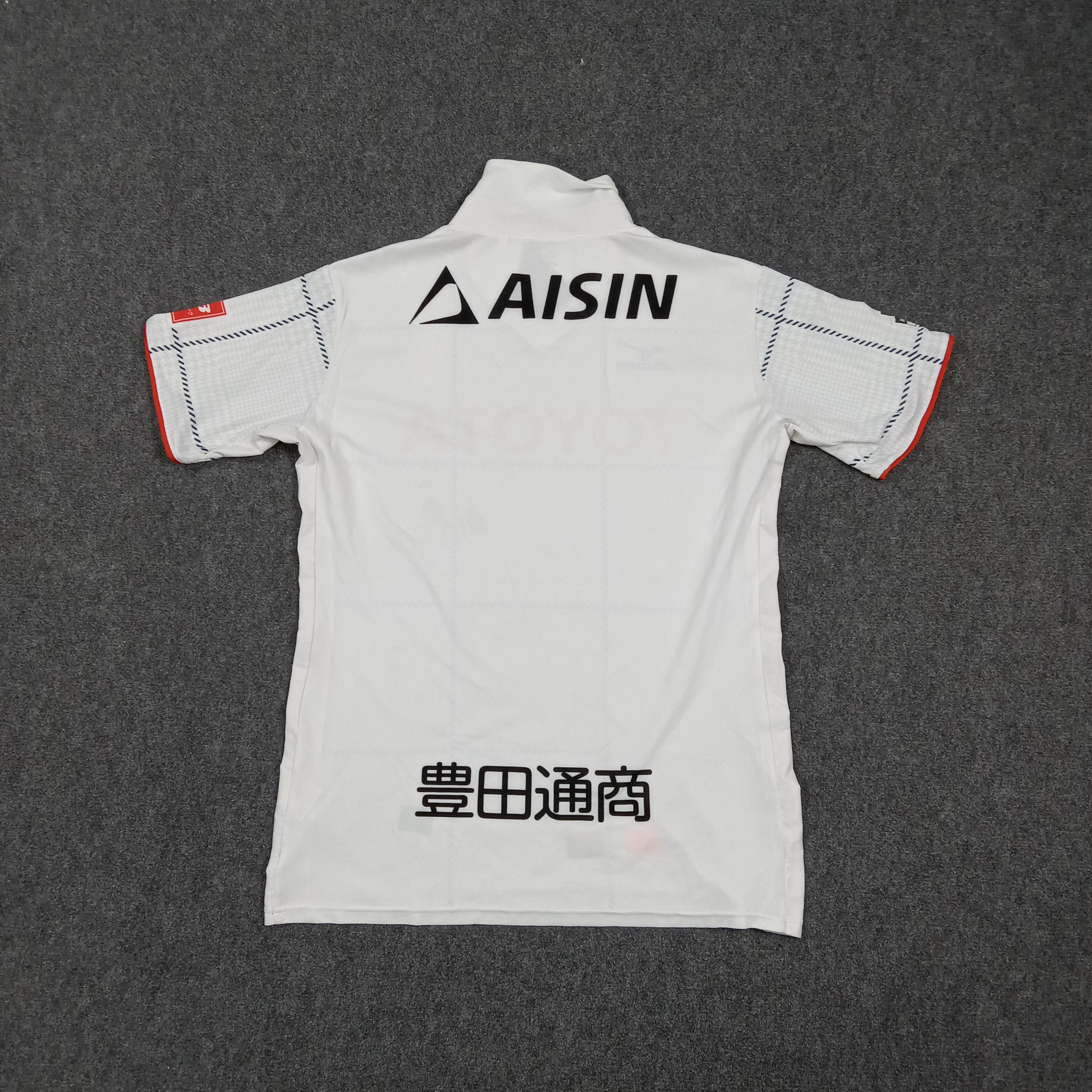 Japanese Brand Nagoya Grampus Eight J-League Away Japan Jersey C285N56 Size US M / EU 48-50 / 2 - 5 Thumbnail