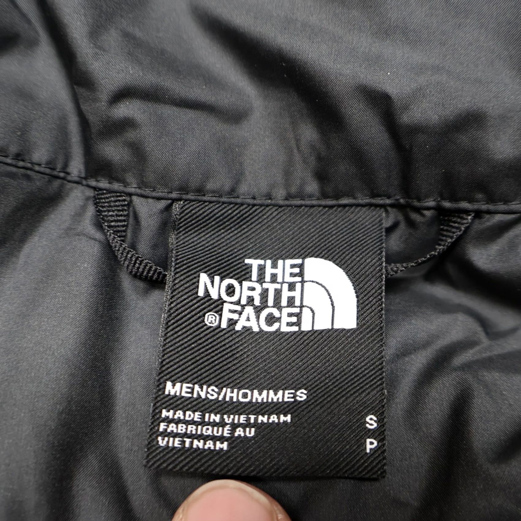The North Face VINTAGE The North Face Jacket Mens S Black Quilted Puffer Full Zip Logo Embroidered Stand-Up Collar Size US S / EU 44-46 / 1 - 7 Thumbnail