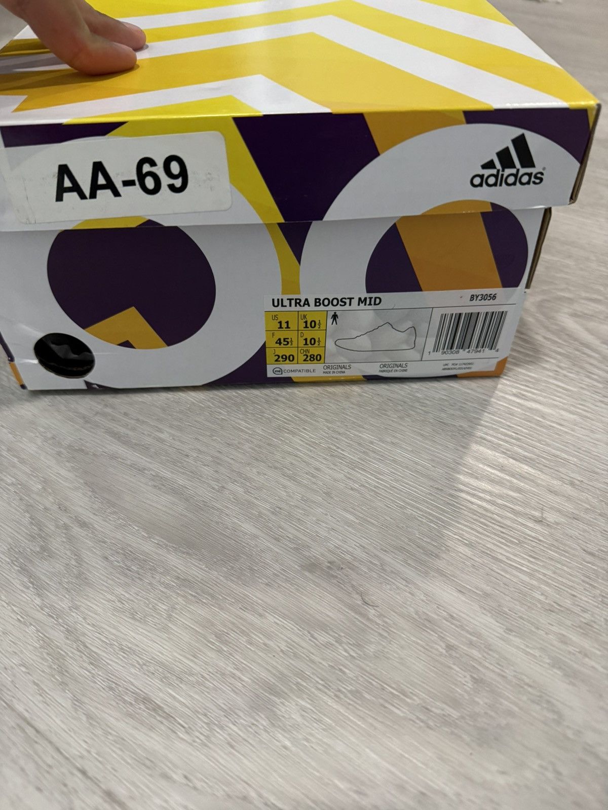 Adidas Adidas mid Blue sneakers Size US 11 / EU 44 - 10 Thumbnail