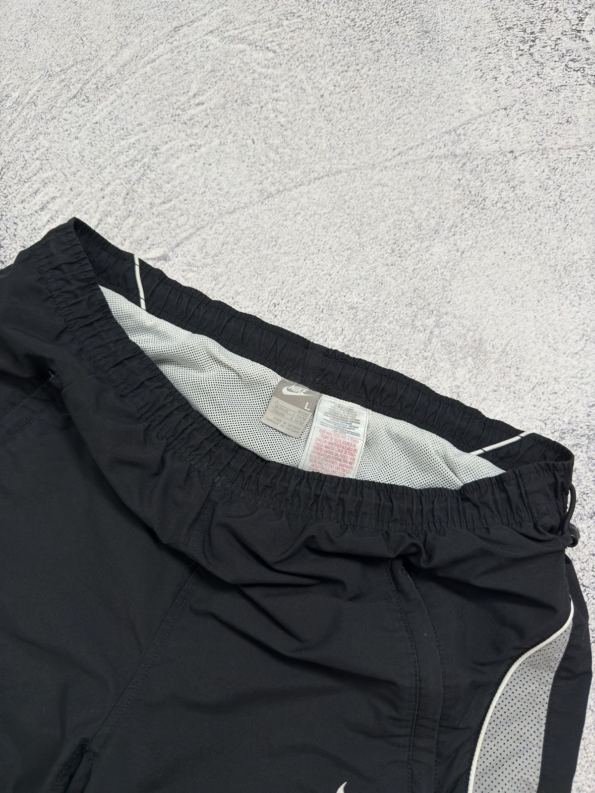 Nike × Vintage Vintage Nike shorts streetwear swoosh casual y2k size L Size US 34 / EU 50 - 5 Thumbnail