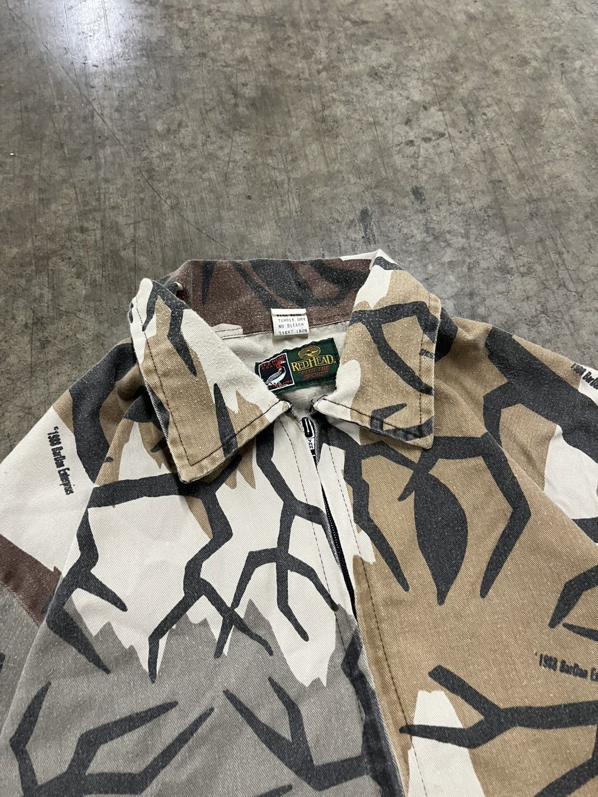 Realtree × Vintage Realtree camo vintage jacket rare camo print streetwear Size US L / EU 52-54 / 3 - 7 Thumbnail