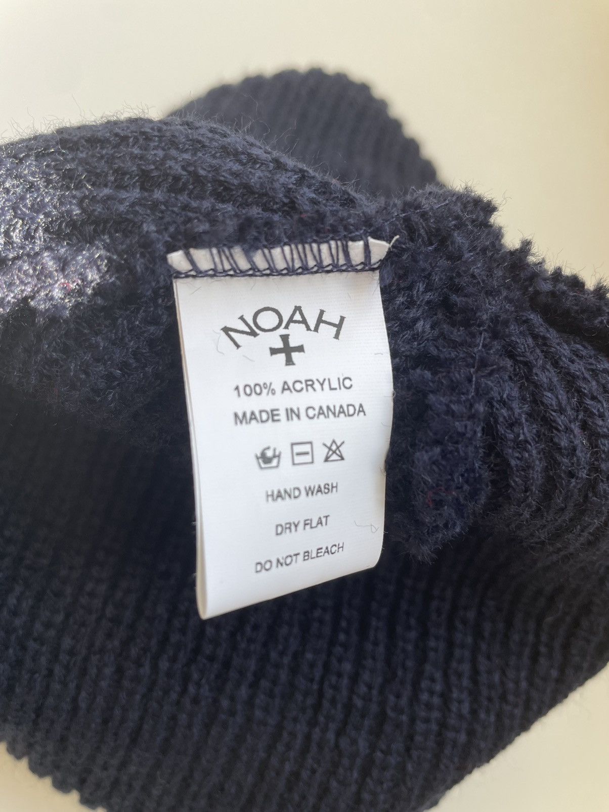 Noah Noah Cross Country POMPOM Beanie NAVY Size ONE SIZE - 4 Thumbnail