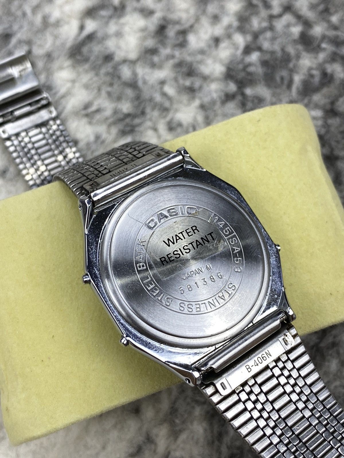 Casio 🔥RARE🔥Vintage 1984 Casio SA-53 Ultra-Thin Alarm Chrono JDM Size ONE SIZE - 7 Thumbnail