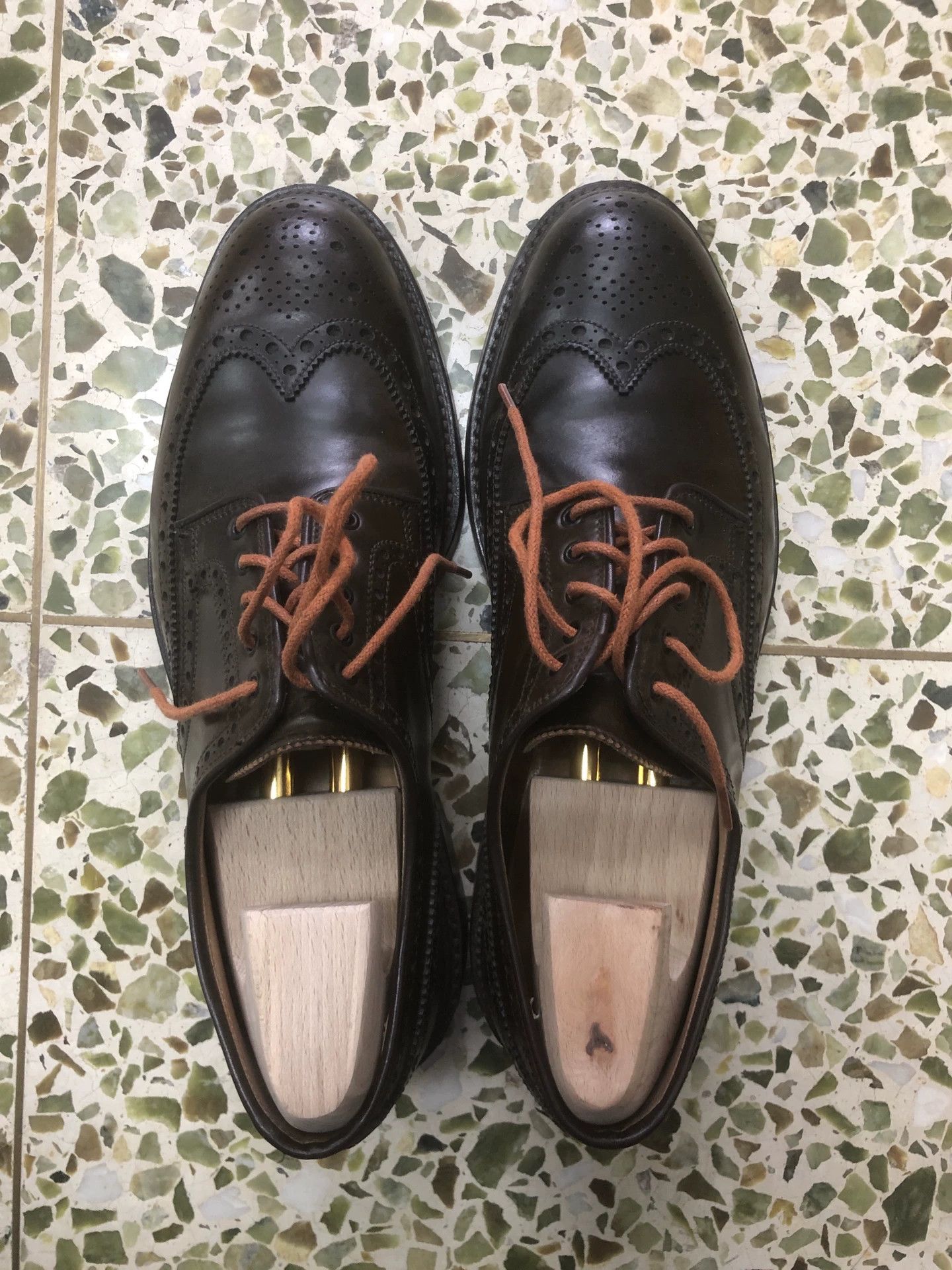 Crockett & Jones Crockett & Jones Short Wing Shell Cordovan Shoes Size US 11.5 / EU 44-45 - 1 Thumbnail