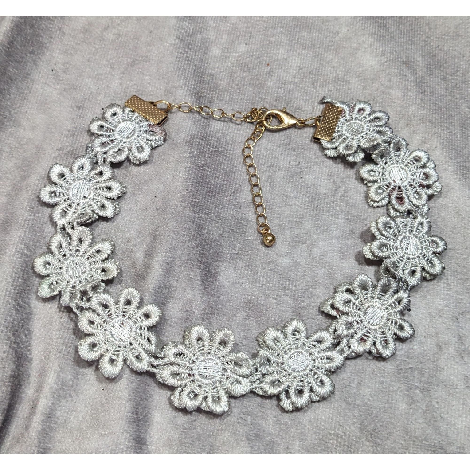 Other Fairycore Grey/Blue Floral Lace Choker Necklace Size ONE SIZE - 5 Thumbnail