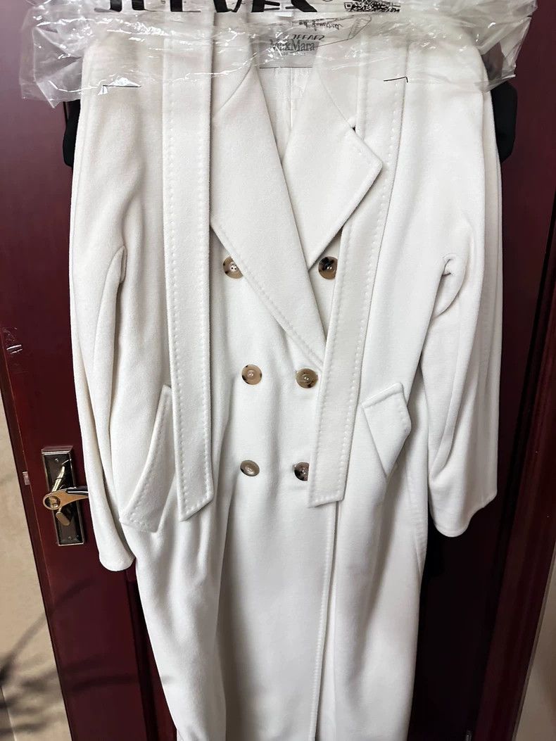 Max Mara Max Mara Coats Size M / US 6-8 / IT 42-44 - 2 Thumbnail