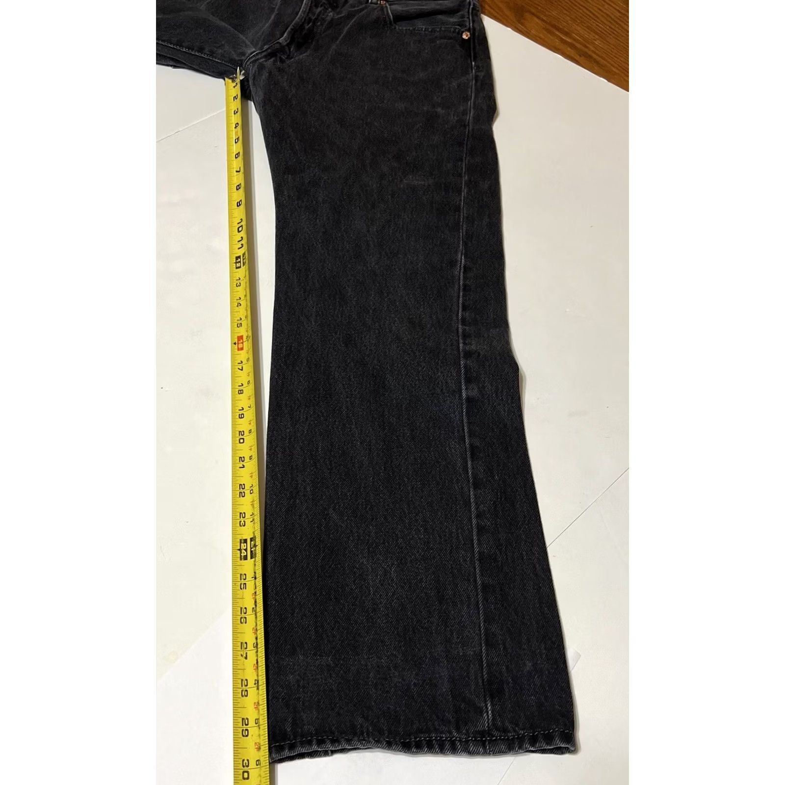 Levi's VINTAGE Levi’s 501 Jeans Men’s Regular 34x30 Black Denim Button Fly Straight 501 Series Mens Comfort Pockets Size US 34 / EU 50 - 5 Thumbnail
