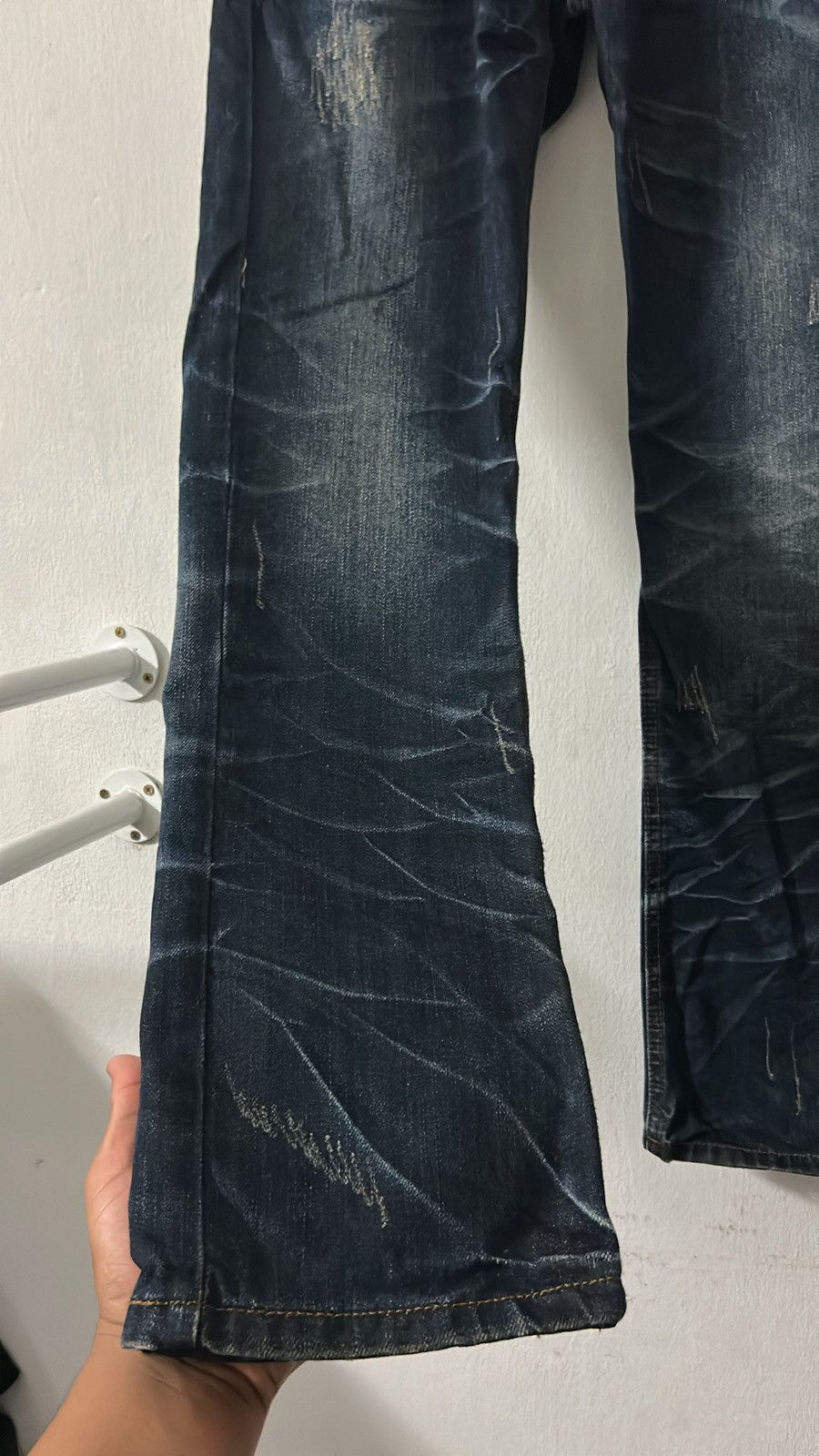 If Six Was Nine × Japanese Brand × Le Grande Bleu (L.G.B.) Japanese Brand Black Rebel Jeans Distress Denim Size US 31 - 2 Thumbnail