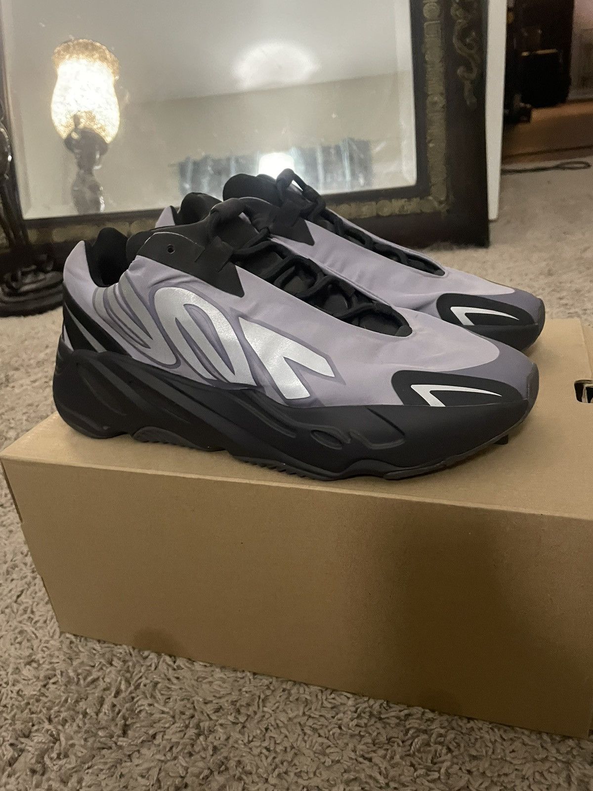 yeezy 700 grailed
