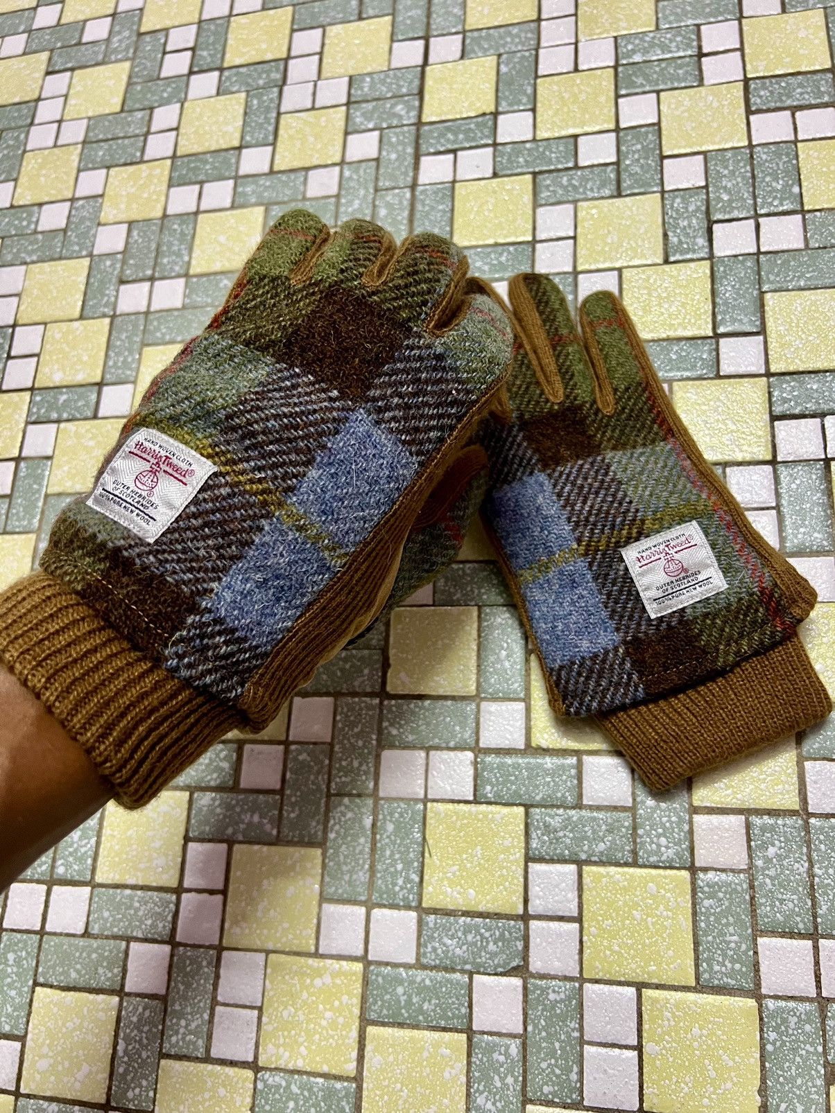 Designer × Harris Tweed Harris Tweed Gloves Size ONE SIZE - 7 Thumbnail