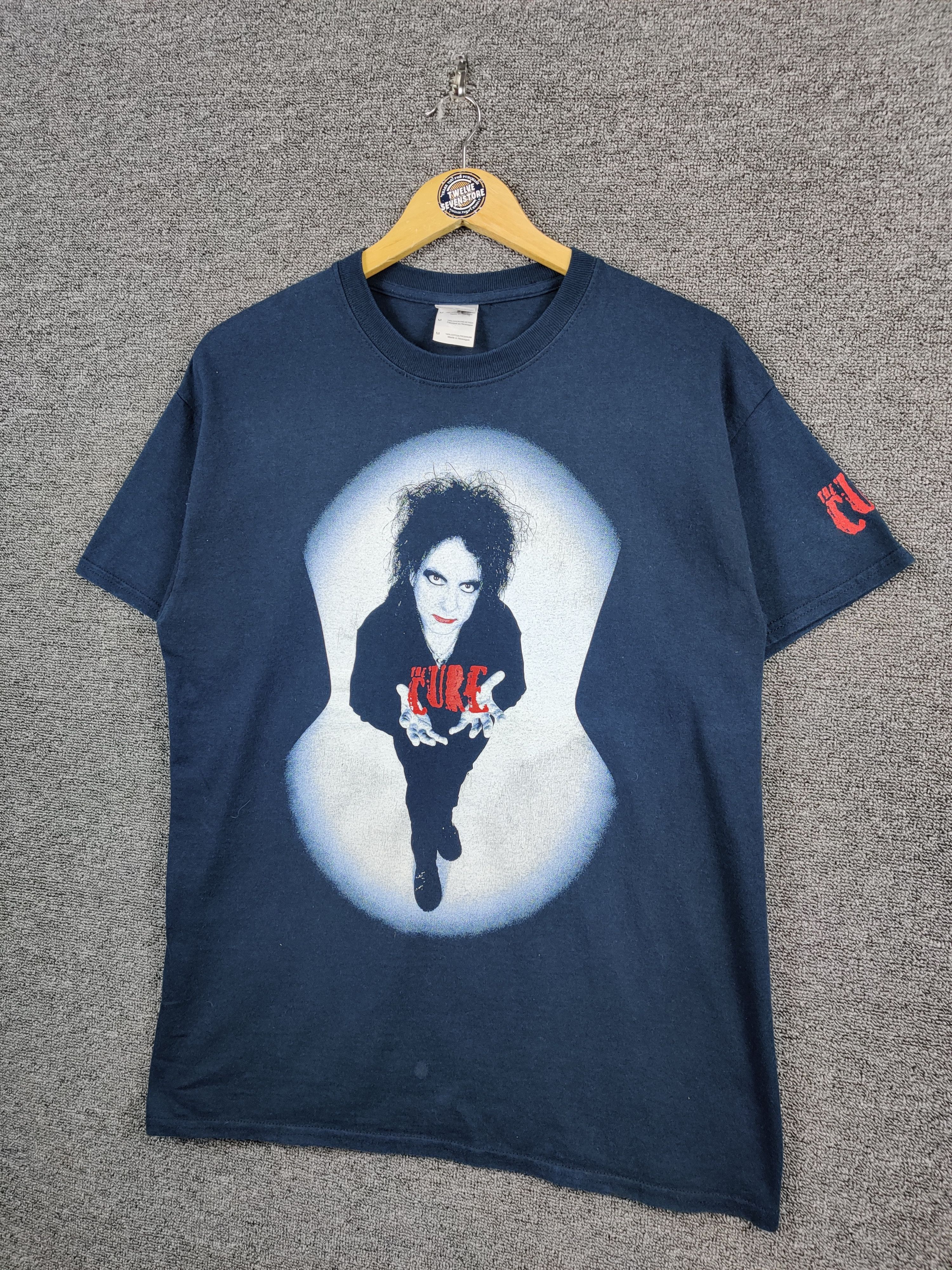 Band Tees Vintage The Cure Robert Smith Rock Band Tee Tshirt Size US M / EU 48-50 / 2 - 2 Thumbnail