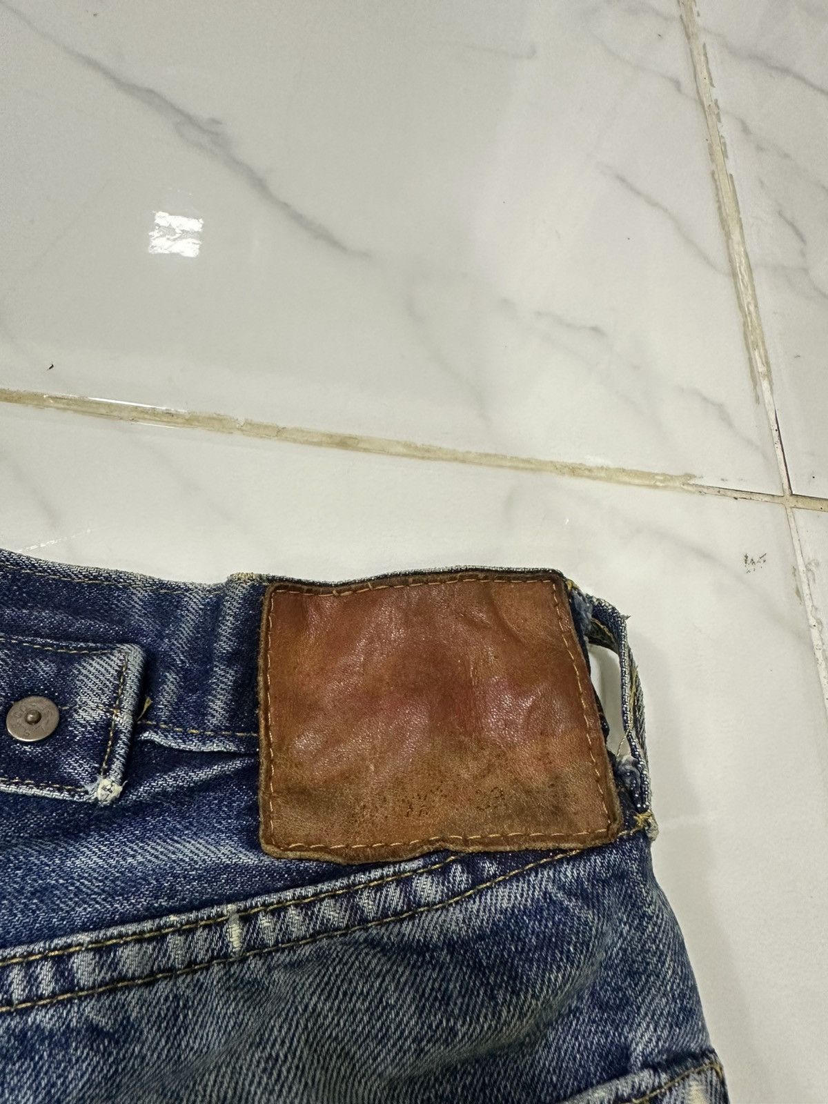 Levi's Vintage Big e pek 201 lvc buckle back 90s Size US 30 / EU 46 - 14 Thumbnail