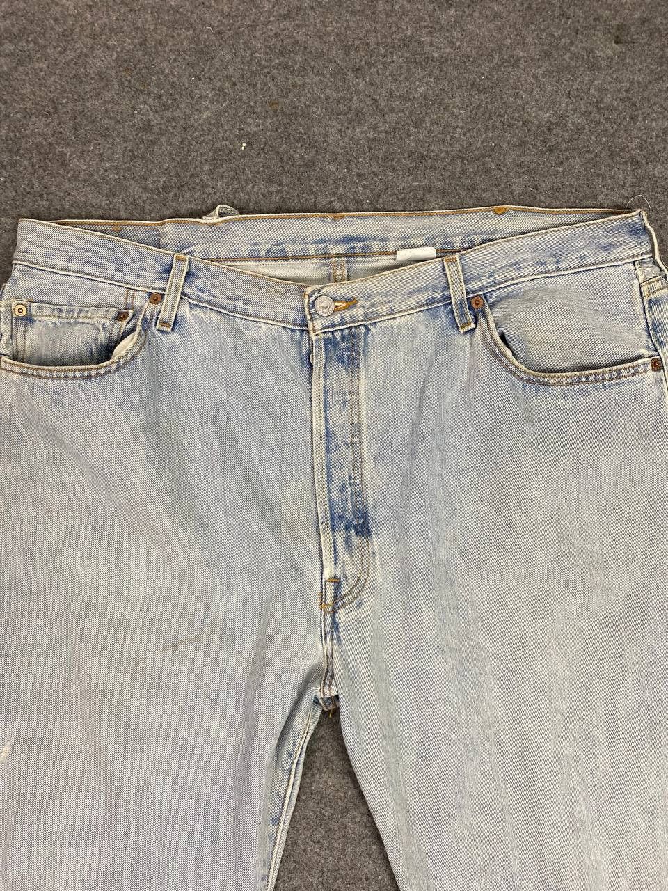 Levi's vintage levis 501 lightwash denim nice design Size US 42 / EU 58 - 10 Thumbnail