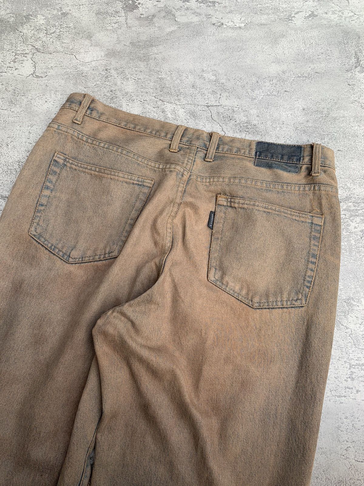 Japanese Brand × Vintage distressed mudwash baggy jeans Size US 39 - 8 Thumbnail