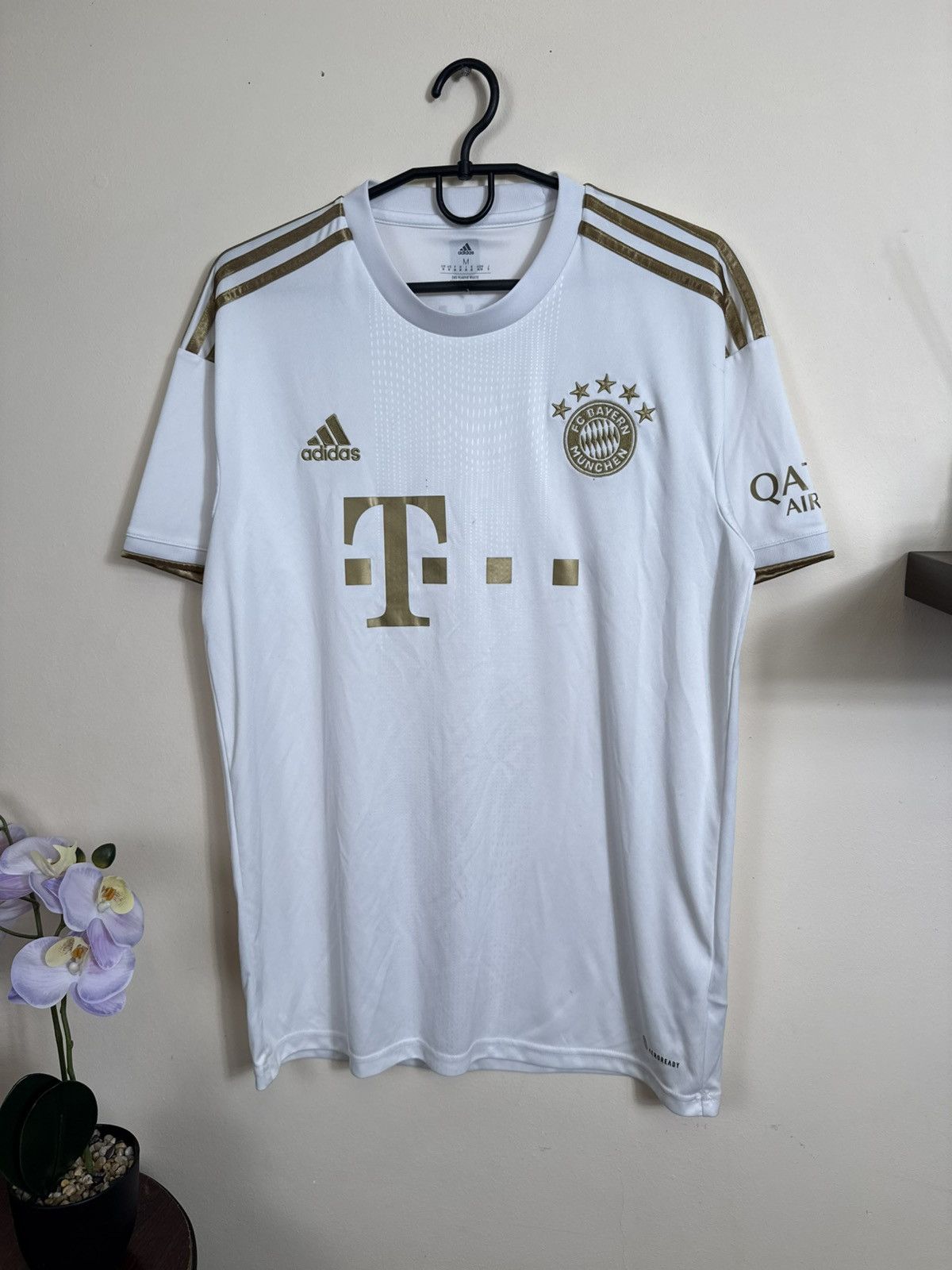 Adidas Adidas Bayern Munich Jersey 2022-23 M Away Football Shirt Size US M / EU 48-50 / 2 - 3 Thumbnail
