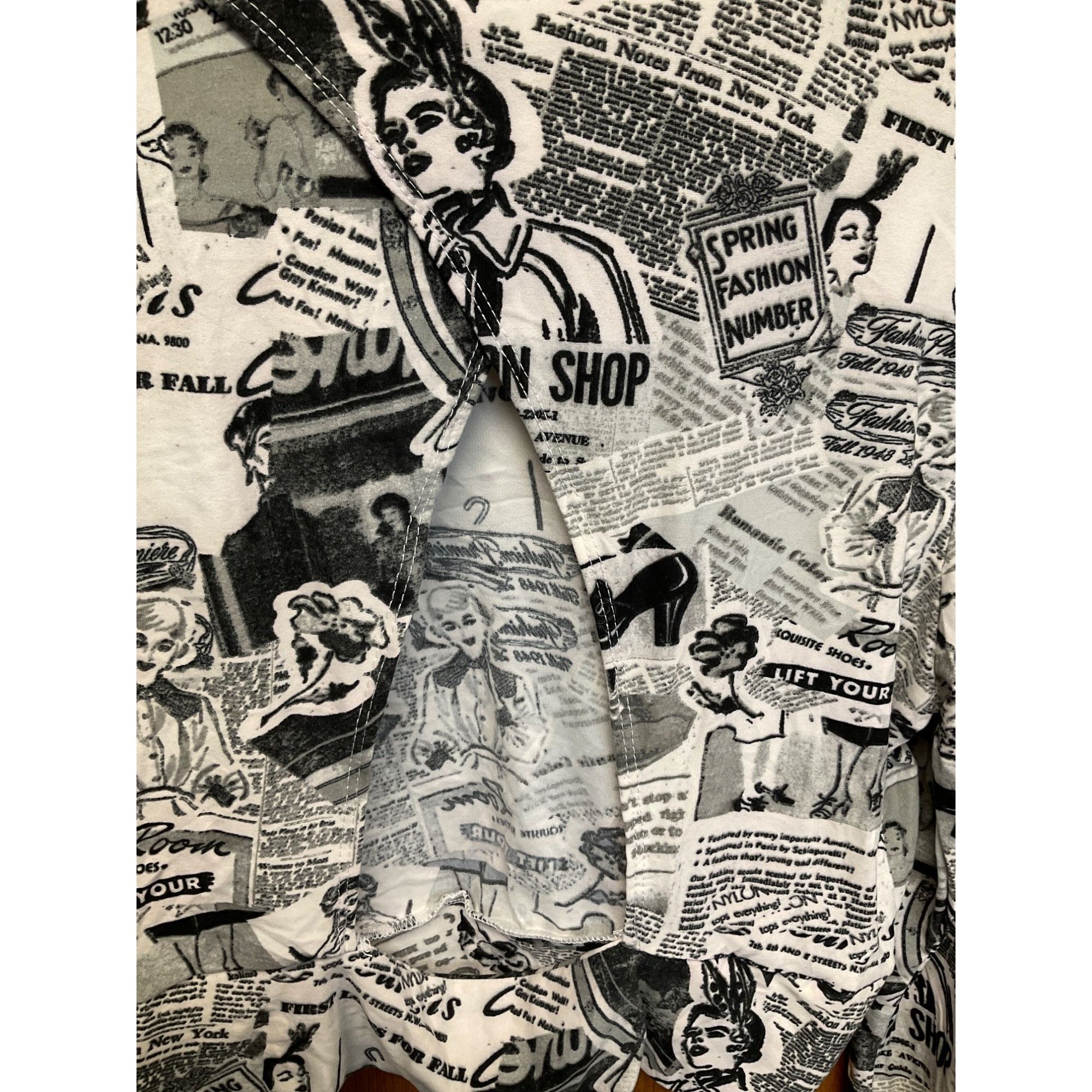 Other No Comment NY.LA XL Womens Long Sleeve Newspaper Print Cropp Size XL / US 12-14 / IT 48-50 - 6 Thumbnail