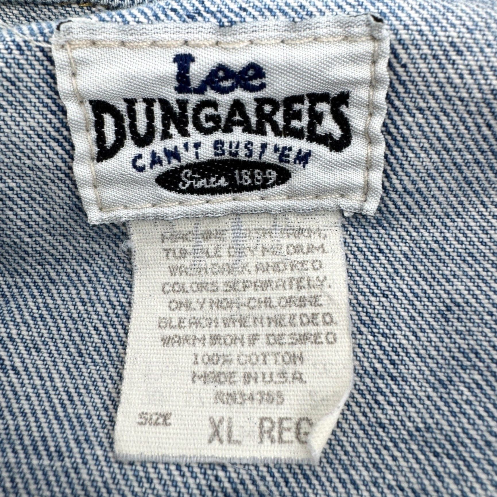 Vintage VINTAGE Lee Dungarees Denim Jacket Blue Trucker Style Large XL Bomber Jacket Mens Button-Down Collar Pockets Workwear Casual Size US 36 / EU 52 - 6 Thumbnail