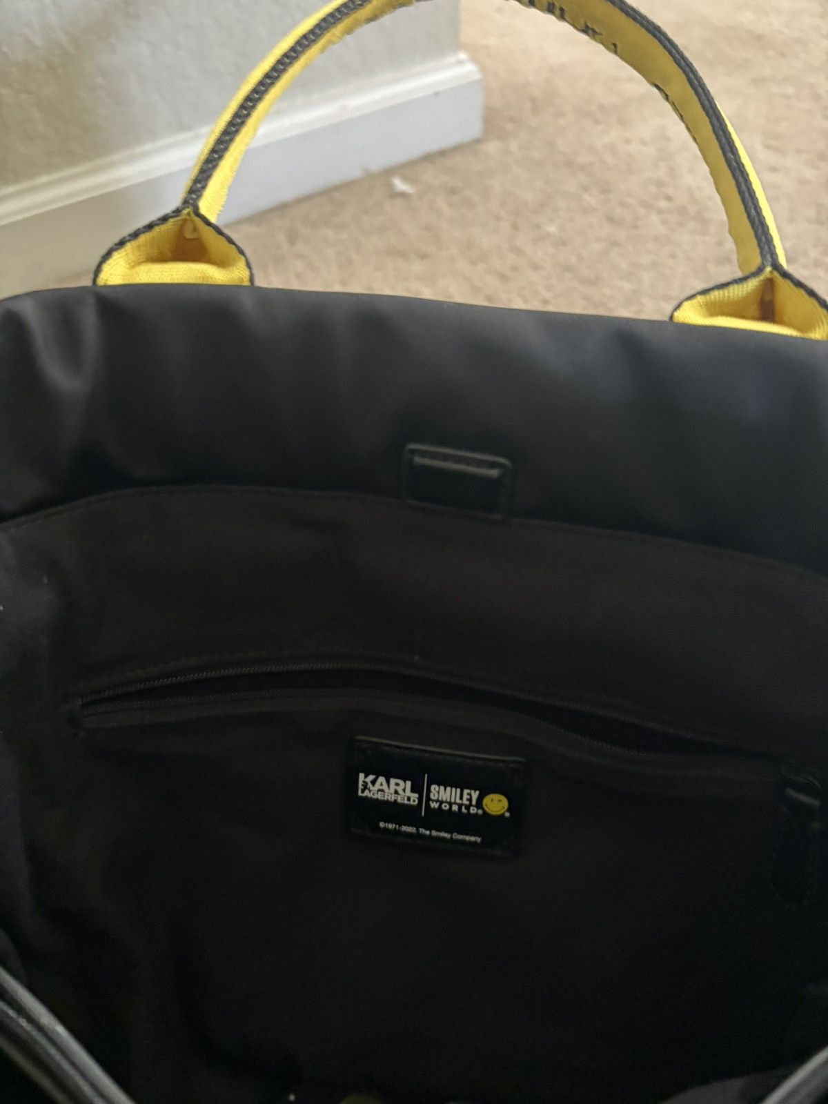 Karl Lagerfeld Karl Lagerfield x Smiley World Nylon Tote Size ONE SIZE - 6 Thumbnail