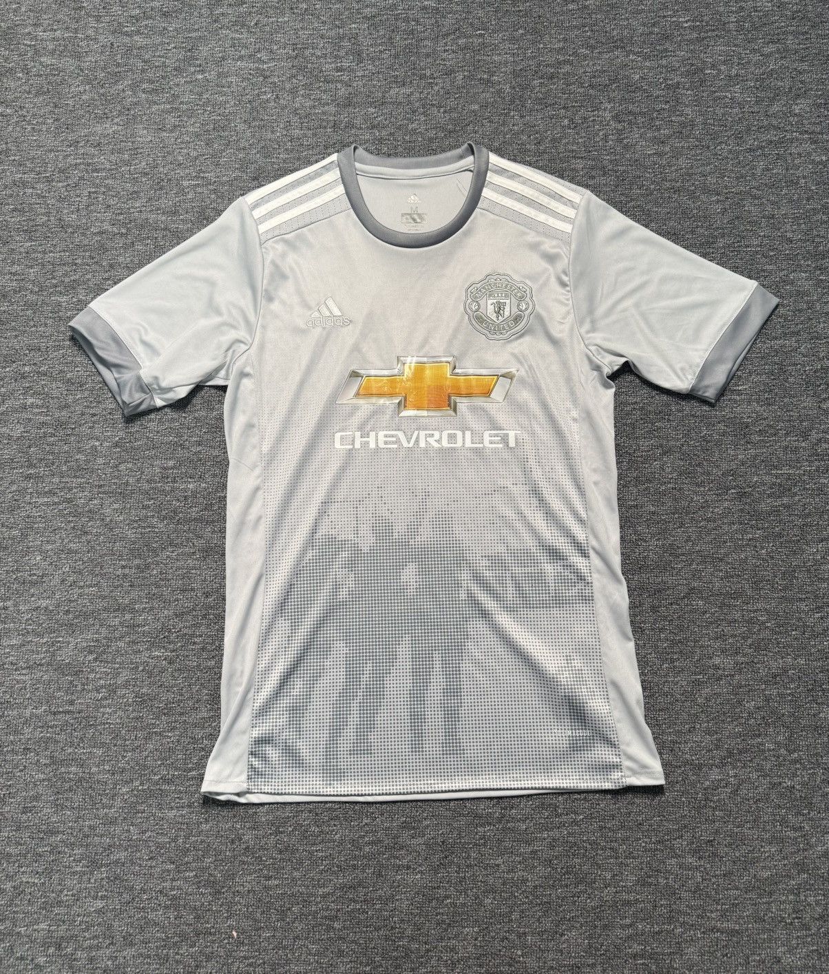 Adidas Manchester United 2017/18 Adidas Third Jersey M Football Size US M / EU 48-50 / 2 - 1 Thumbnail