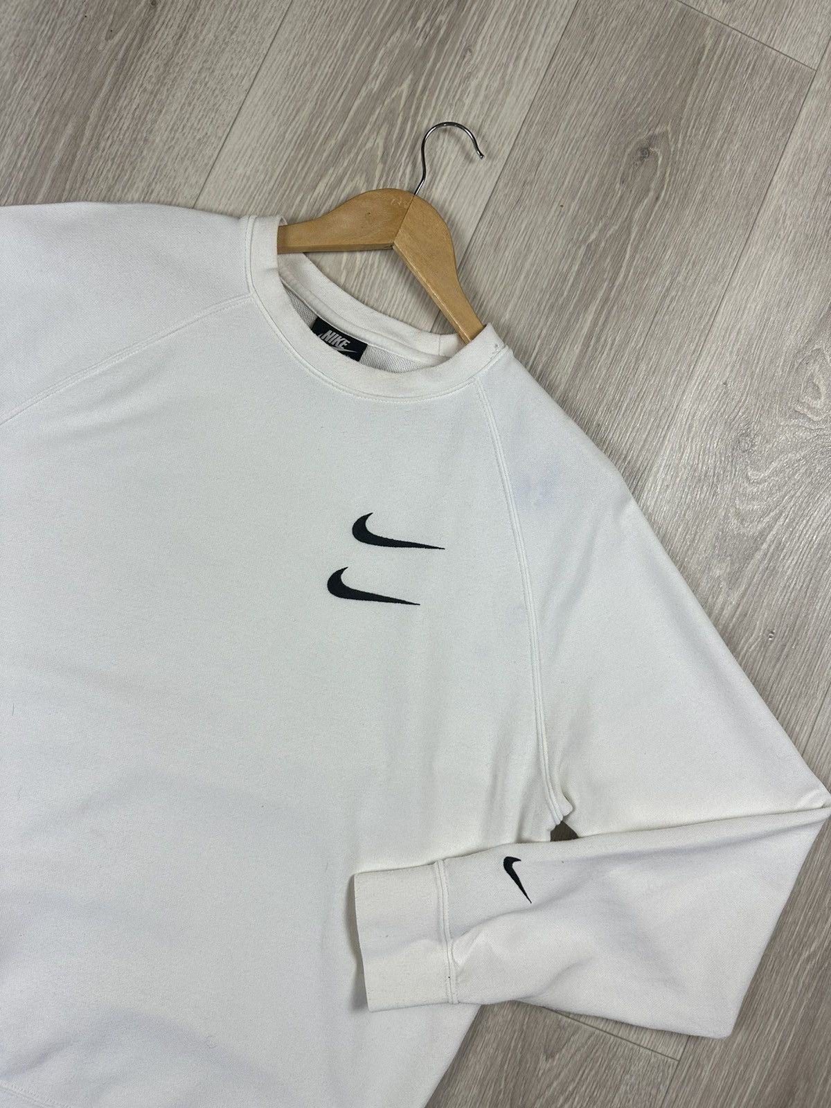Nike Nike International Goddess of Victory Sweatshirt Big Logo Size US L / EU 52-54 / 3 - 10 Thumbnail