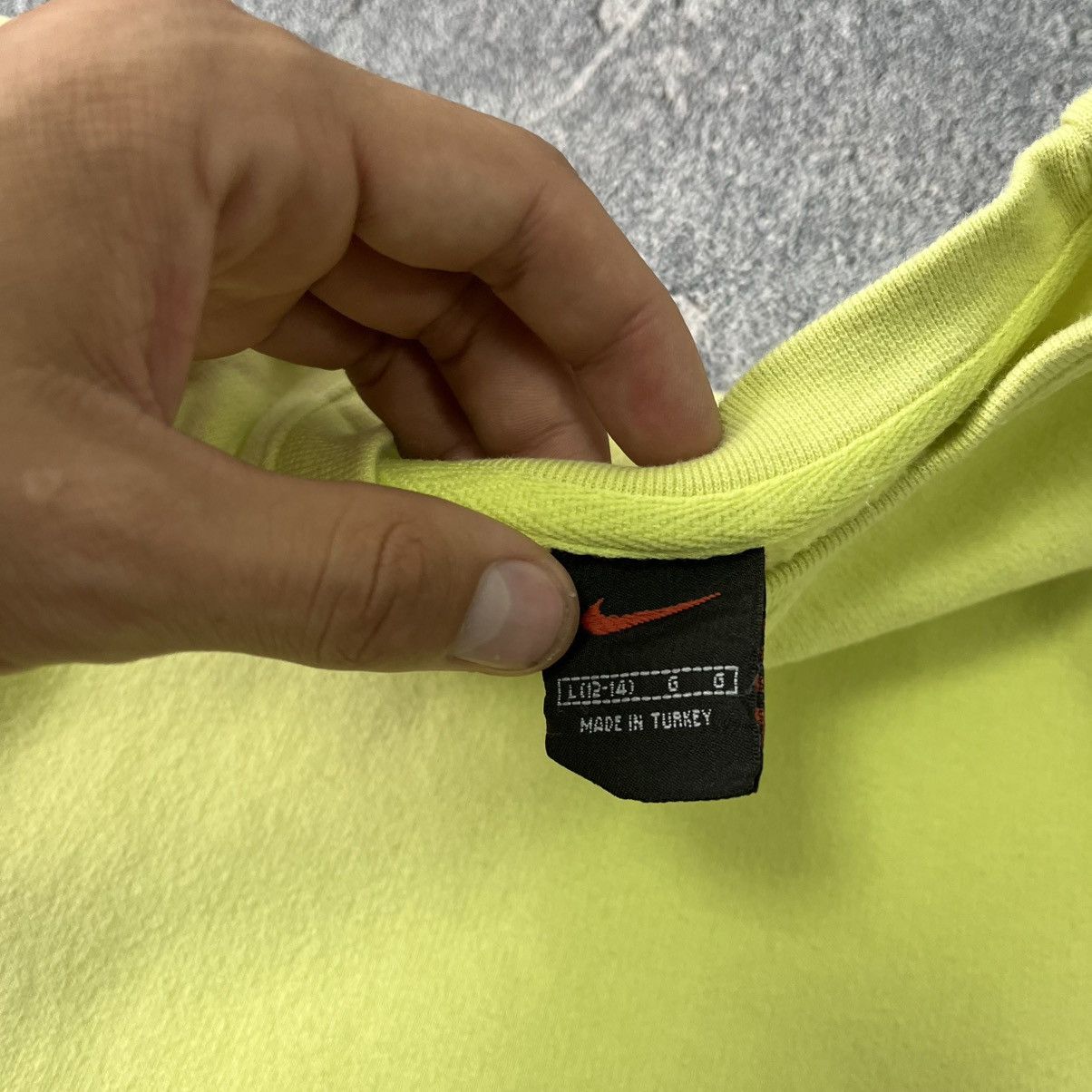 Nike Vintage Nike Sweatshirt Big Logo Y2K Streetwear Size S Size US S / EU 44-46 / 1 - 8 Thumbnail