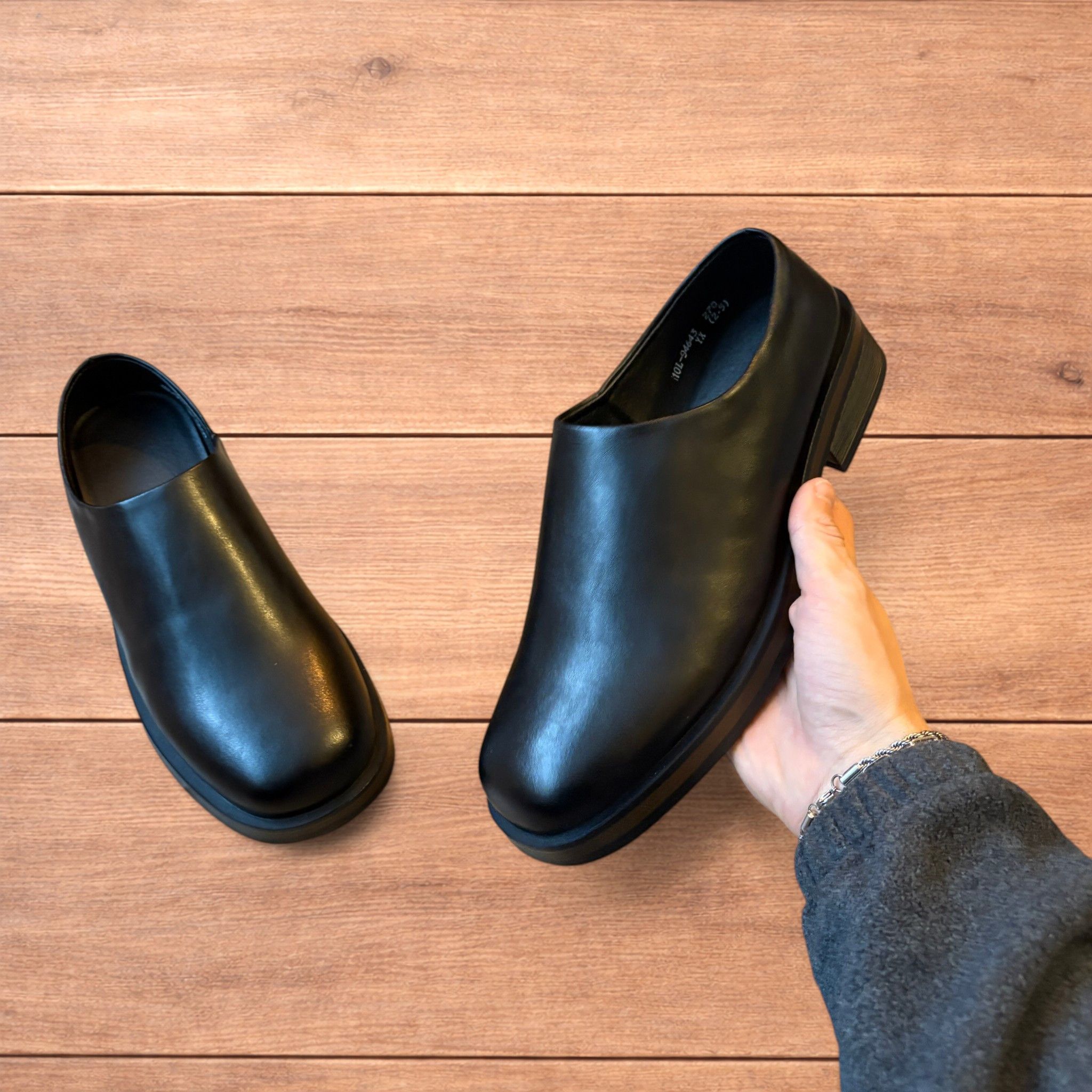 Japanese Brand Lovely faux leather slip on loafers shoes in black. Size US 11 / EU 44 - 6 Thumbnail