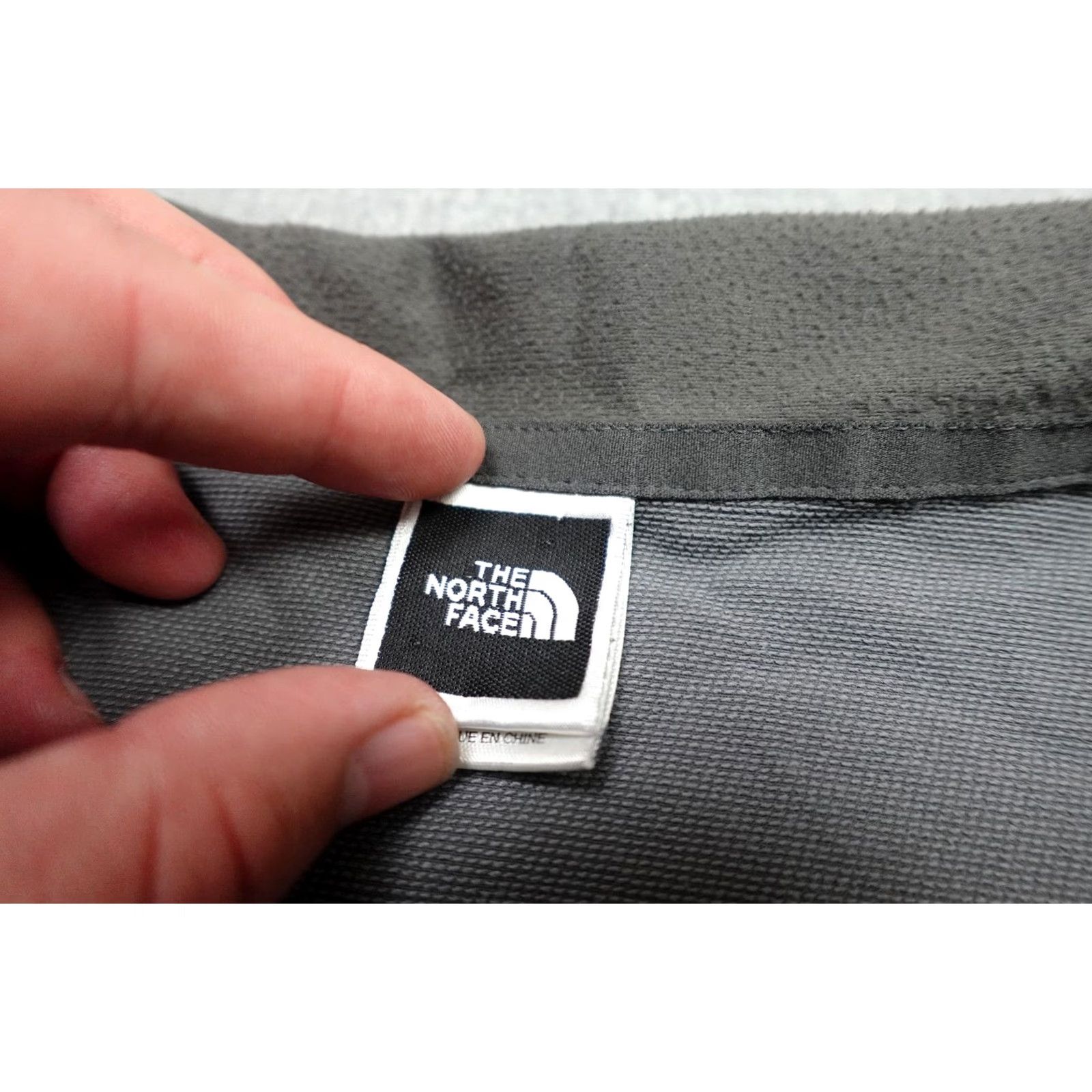 The North Face VINTAGE The North Face Apex Pullover Mens XL Gray Half Zip Stretch Jacket Faded Size US XL / EU 56 / 4 - 3 Thumbnail
