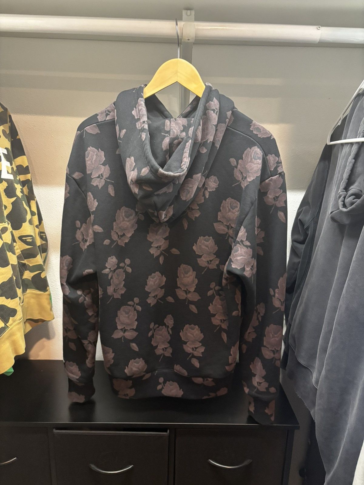 A Ma Maniere × Jordan Brand A ma maniere x jordan AJ2 floral hoodie Size US S / EU 44-46 / 1 - 3 Thumbnail