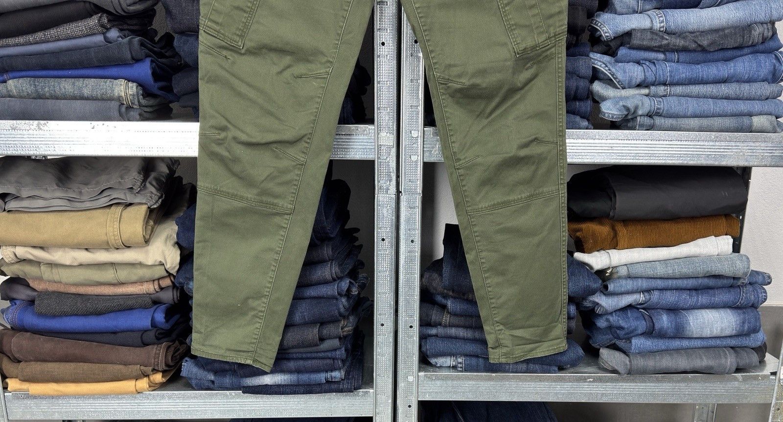 G-Star G-Star Raw Rovic Mid Skinny Cargo Pant W30 L30 Size US 30 / EU 46 - 3 Thumbnail