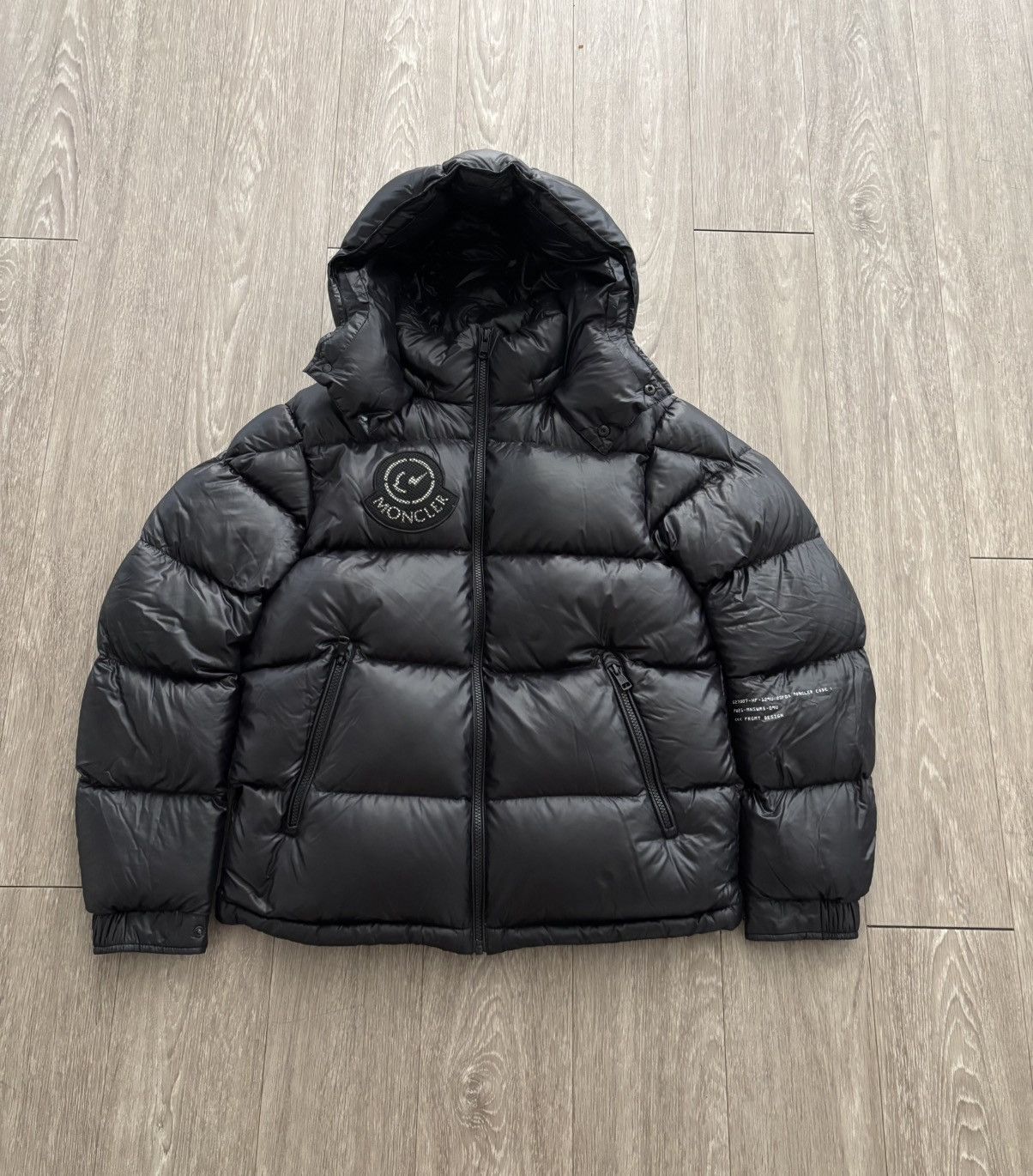 Moncler x Fragment コラボ マウンテンパーカ 楽天市場】【MONCLER/モンクレール/GENIUS/ジーニアス/FRAGMENT