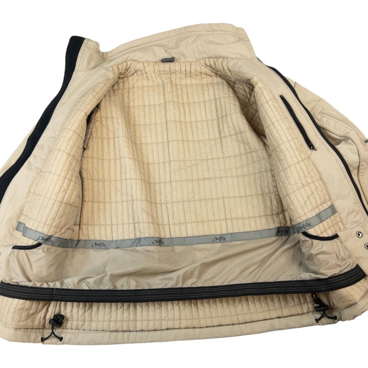 Oakley Vintage Oakley Quilted Snowboarding Jacket Women's Size M Size M / US 6-8 / IT 42-44 - 4 Thumbnail