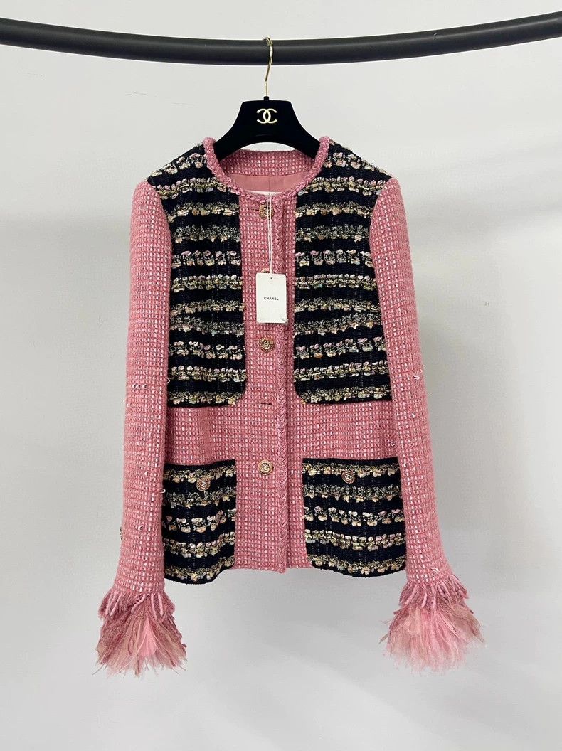 Chanel Chanel Pink Feather Sleeve Jacket Size US M / EU 48-50 / 2 - 1 Thumbnail