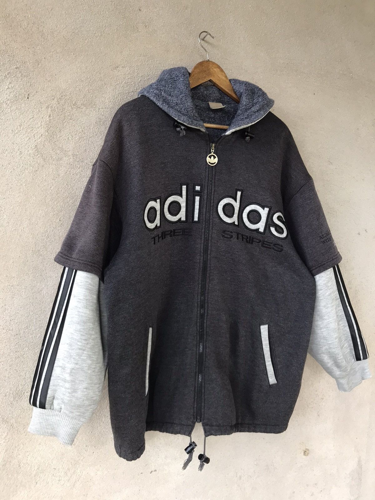 Adidas × Vintage VINTAGE ADIDAS THREE STRIPED HOODIE RAP FASHION Size US L / EU 52-54 / 3 - 5 Thumbnail