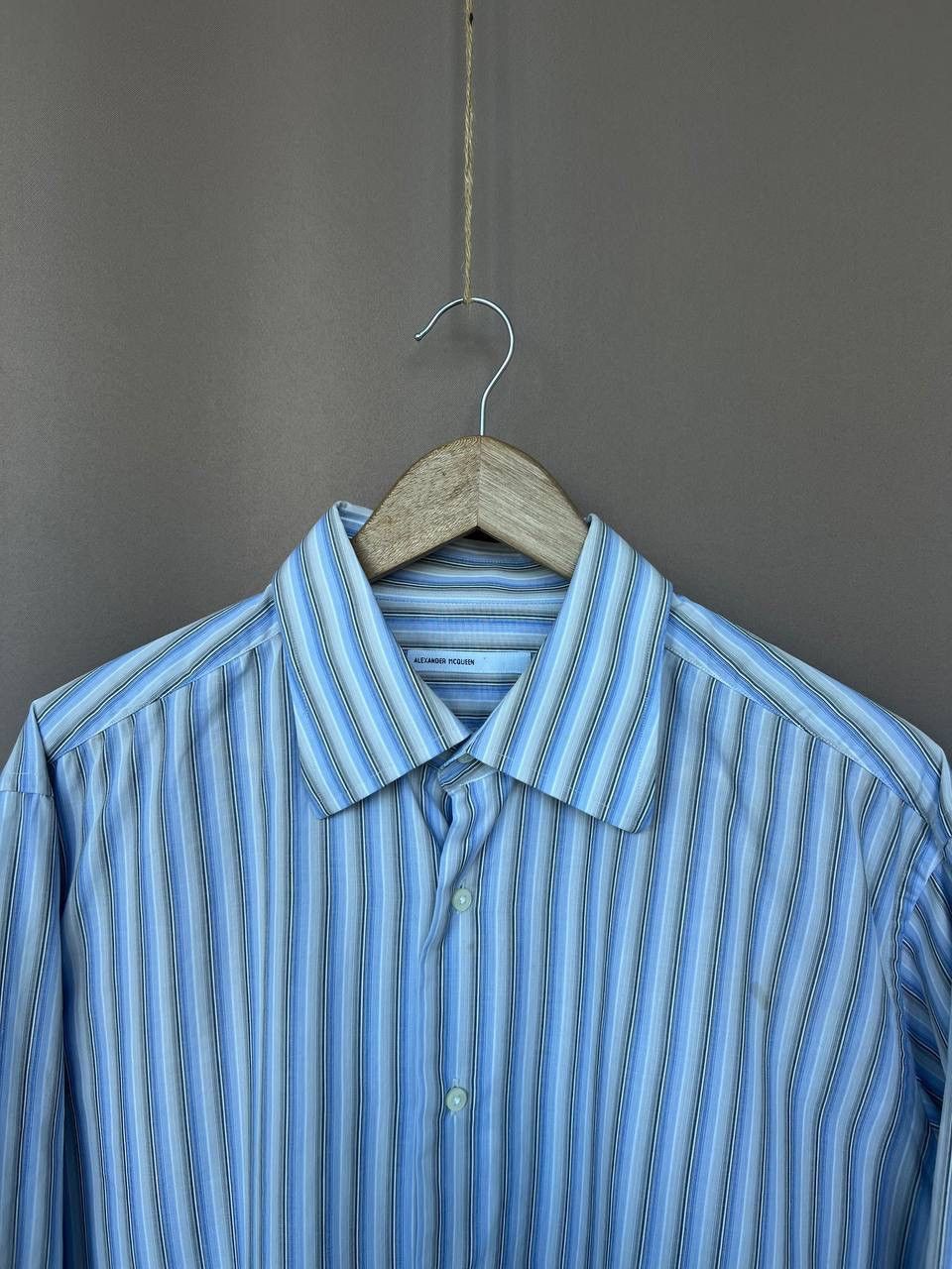 Alexander McQueen Alexander McQueen Button Down Shirt Cotton Vintage Size 44 L Size US L / EU 52-54 / 3 - 2 Thumbnail