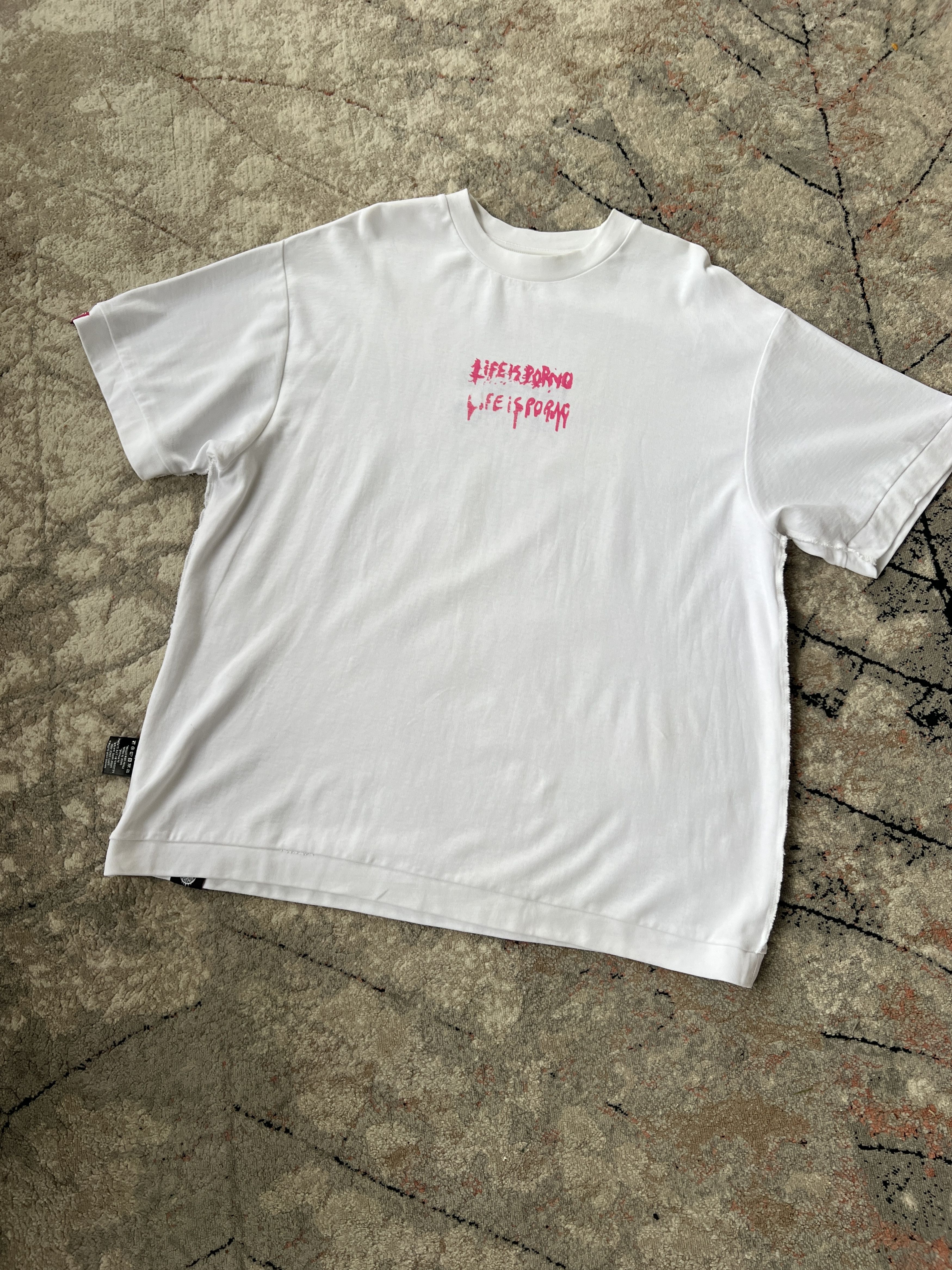 Other Life Is Porno T-Shirt Size US M / EU 48-50 / 2 - 1 Thumbnail