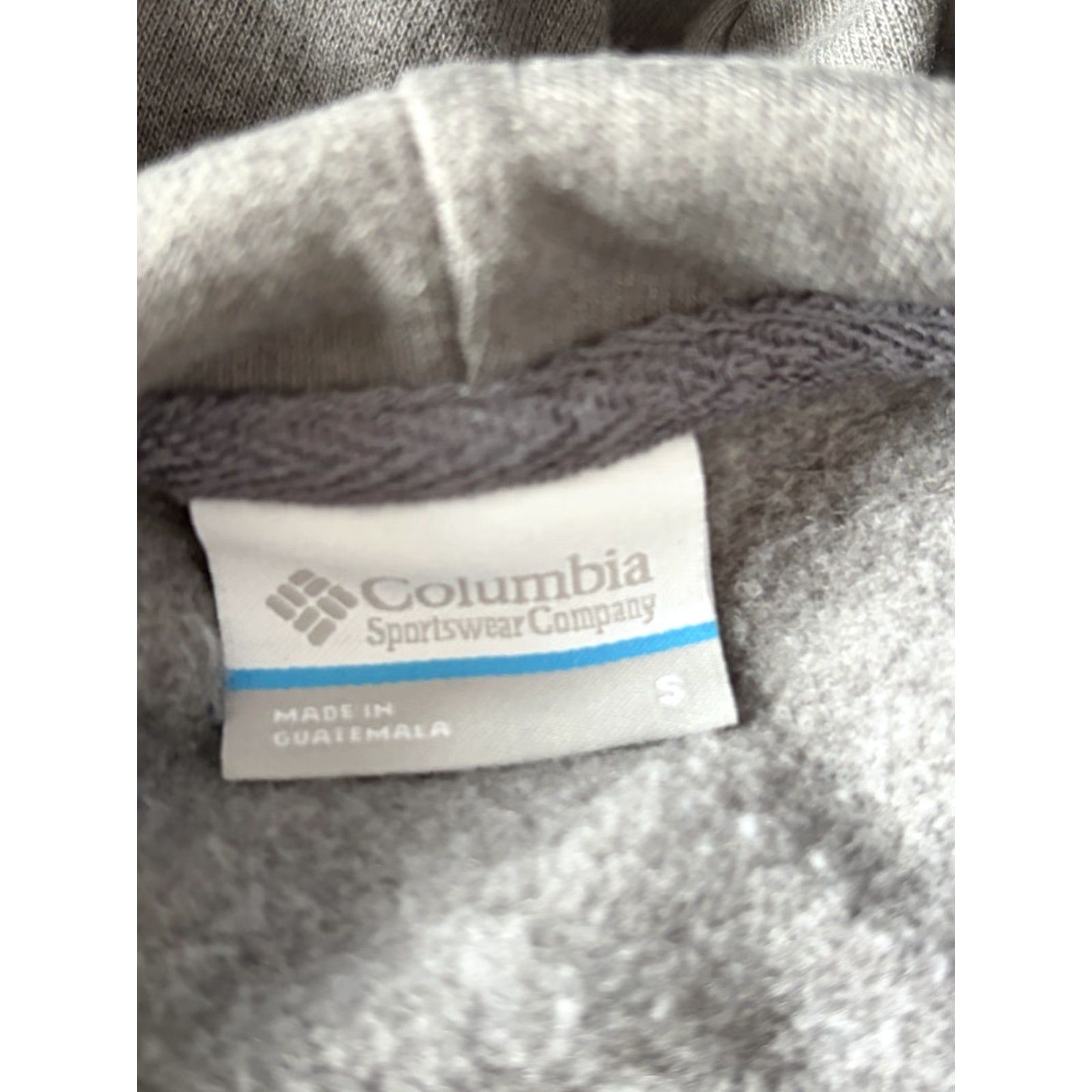 Vintage Columbia Hoodie Men Small Regular Gray Fleece Hooded Crew Neck Pullover Classic Winter Fall Spring Size US S / EU 44-46 / 1 - 5 Thumbnail