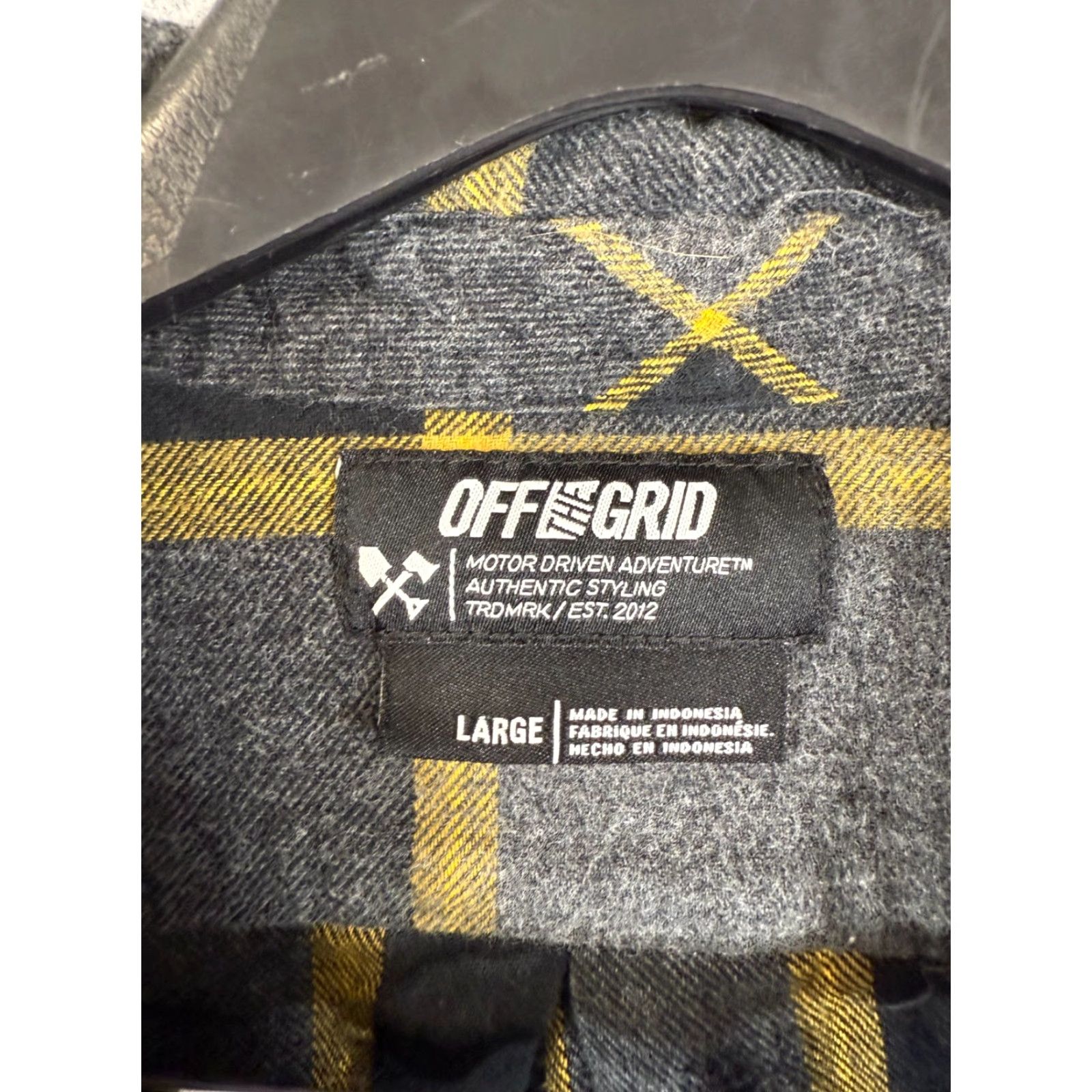 Vintage VINTAGE Off The Grid Shirt Mens L Gray Yellow Plaid Destroyer Flannel Long Sleeve Size US L / EU 52-54 / 3 - 5 Thumbnail