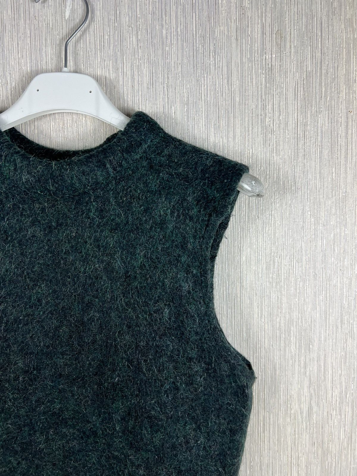 Acne Studios Acne studios wool mohair dark green vest sweater sleeveless Size S / US 4 / IT 40 - 3 Thumbnail