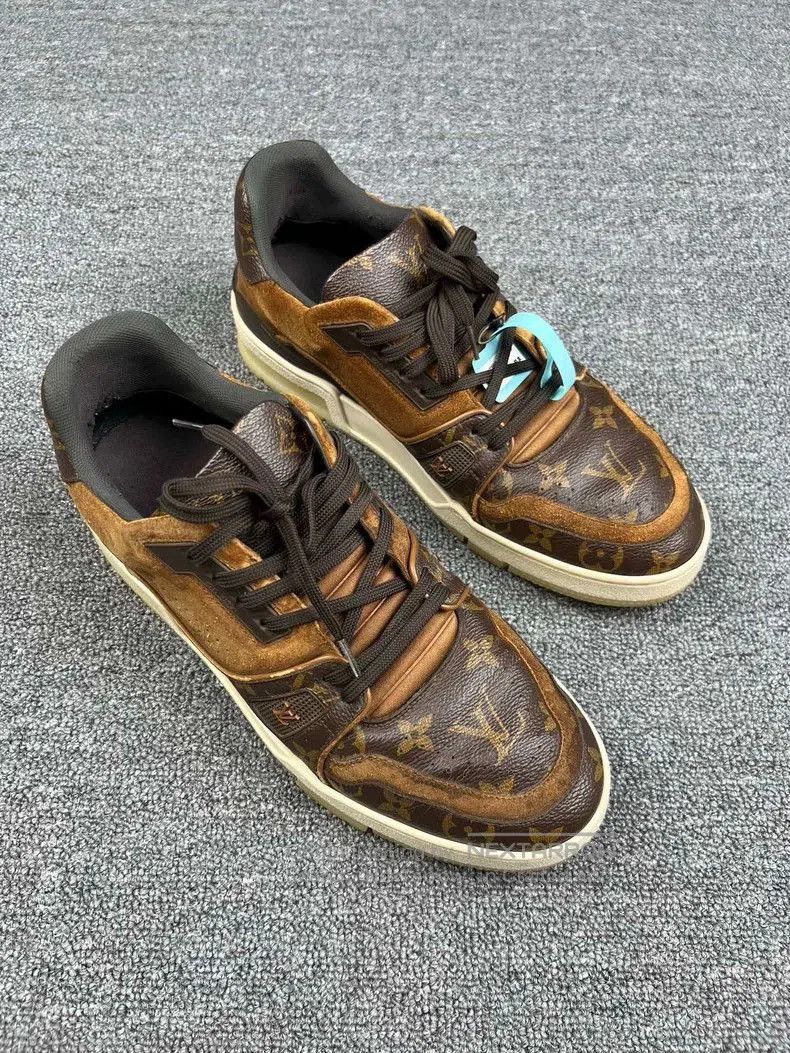 Louis Vuitton Louis Vuitton Monogram Trainer Sneakers. Size US 7.5 / EU 40-41 - 2 Thumbnail