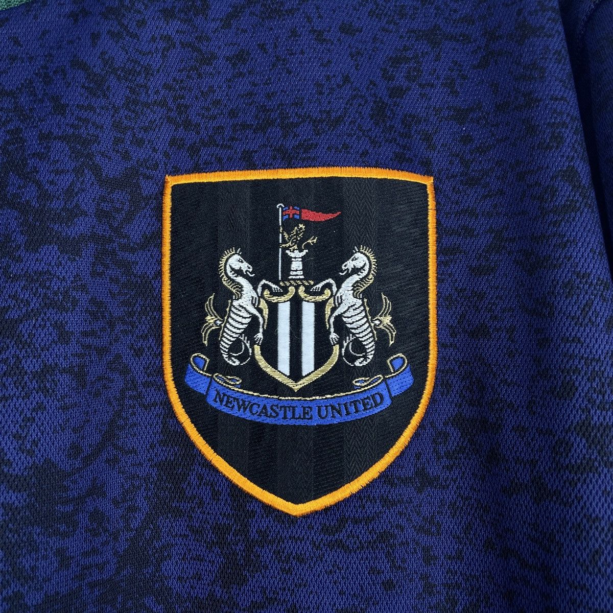 Adidas Vintage Newcastle United Alan Shearer Jersey Shirt 1997/1998 Size US L / EU 52-54 / 3 - 4 Thumbnail