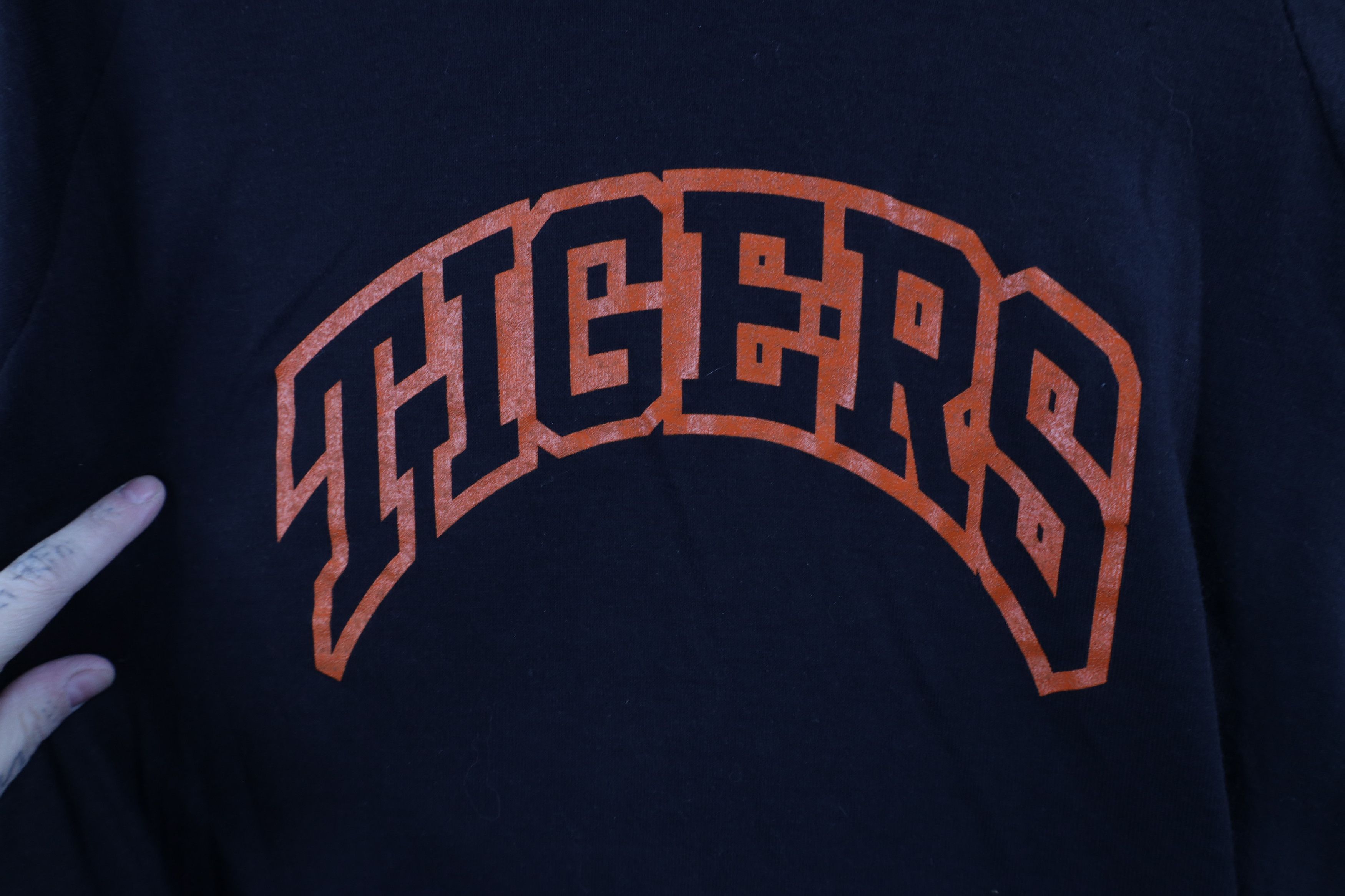 Vintage Vintage 70s North Baltimore Tigers Ohio Hoodie T-Shirt USA Size US L / EU 52-54 / 3 - 6 Thumbnail