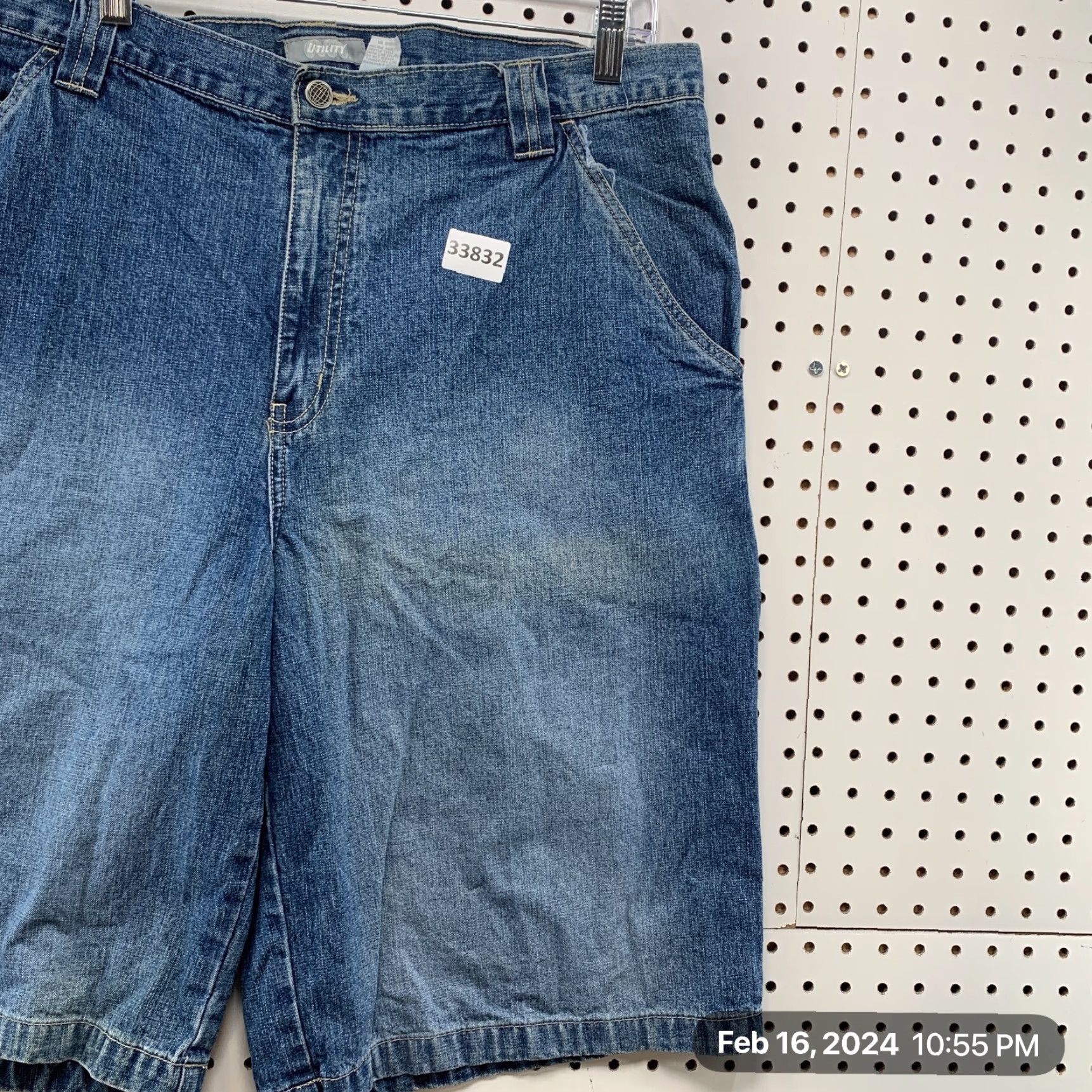 Vintage VINTAGE Utility Carpenter Shorts Mens 36X11.5 Light Blue Denim Bermuda Relaxed Fit 36 Adult Mens Size US 36 / EU 52 - 5 Thumbnail