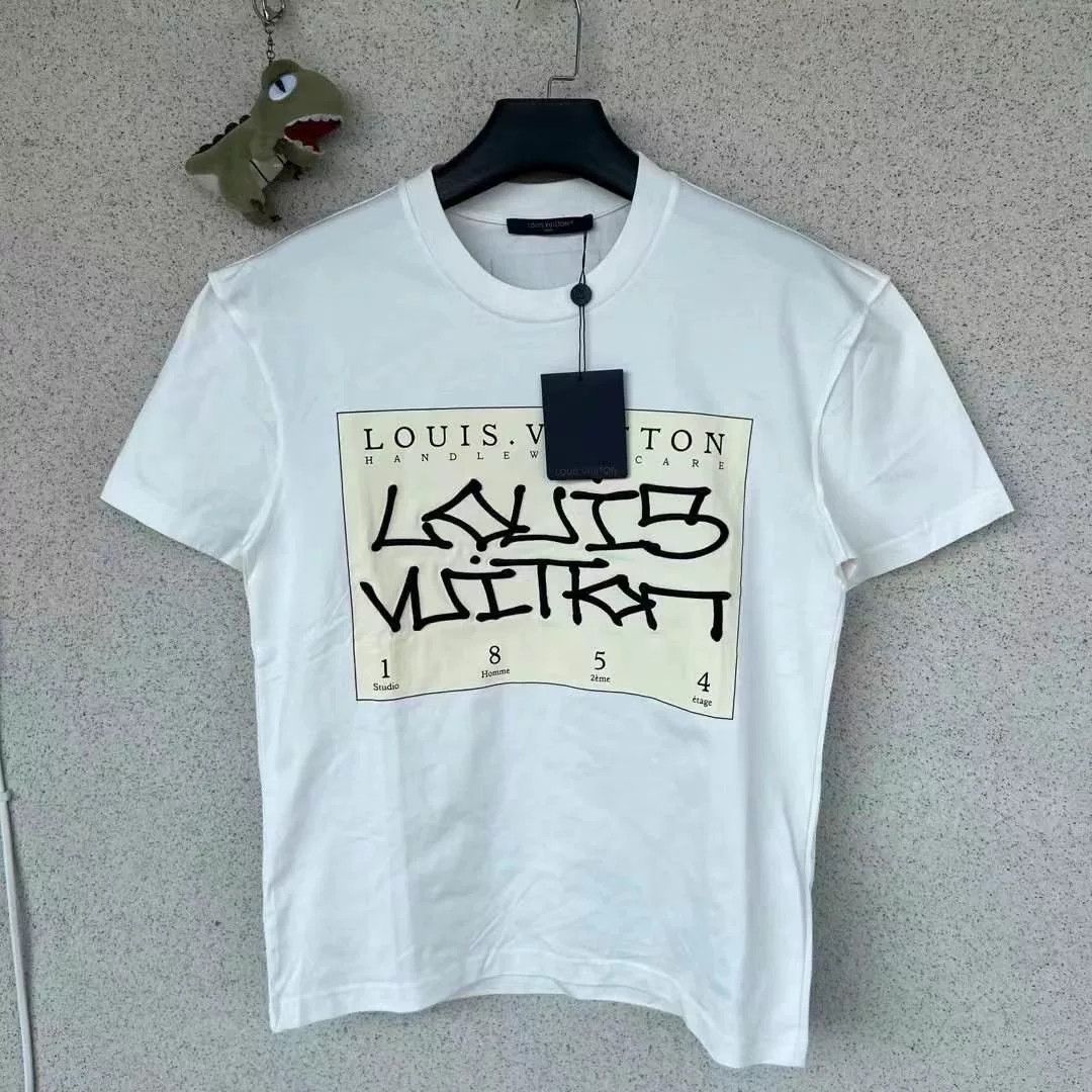 Louis Vuitton LV New Short-Sleeve Wang Hedi Style Size US M / EU 48-50 / 2 - 1 Thumbnail