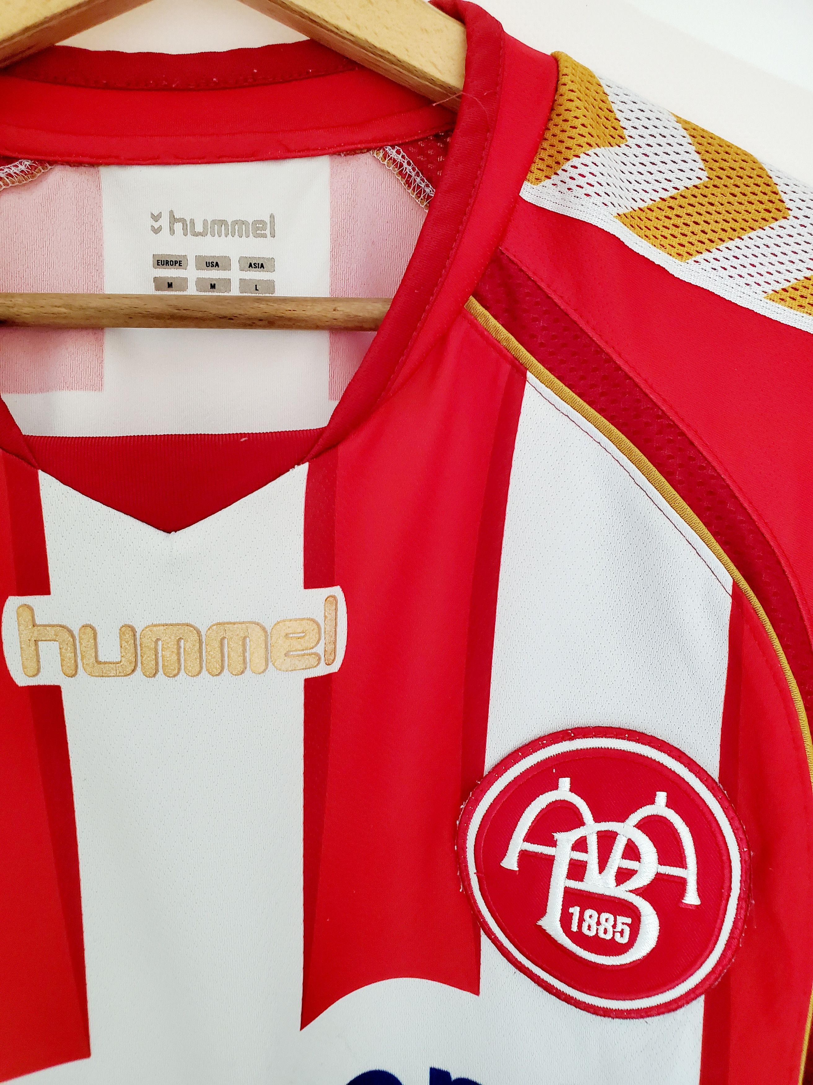 Hummel Aalborg 2008-09 Home hummel soccer jersey size M Size US M / EU 48-50 / 2 - 2 Thumbnail