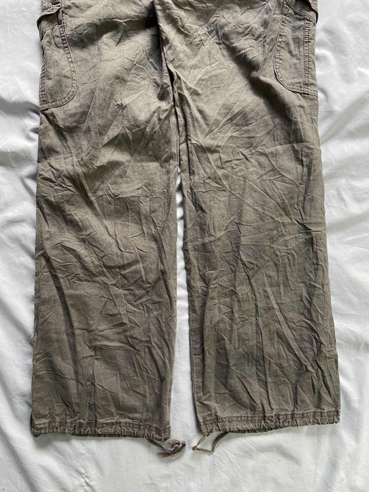 semanticdesign SEMANTIC DESIGN FLARED CARGO PANTS Size US 31 - 16 Thumbnail