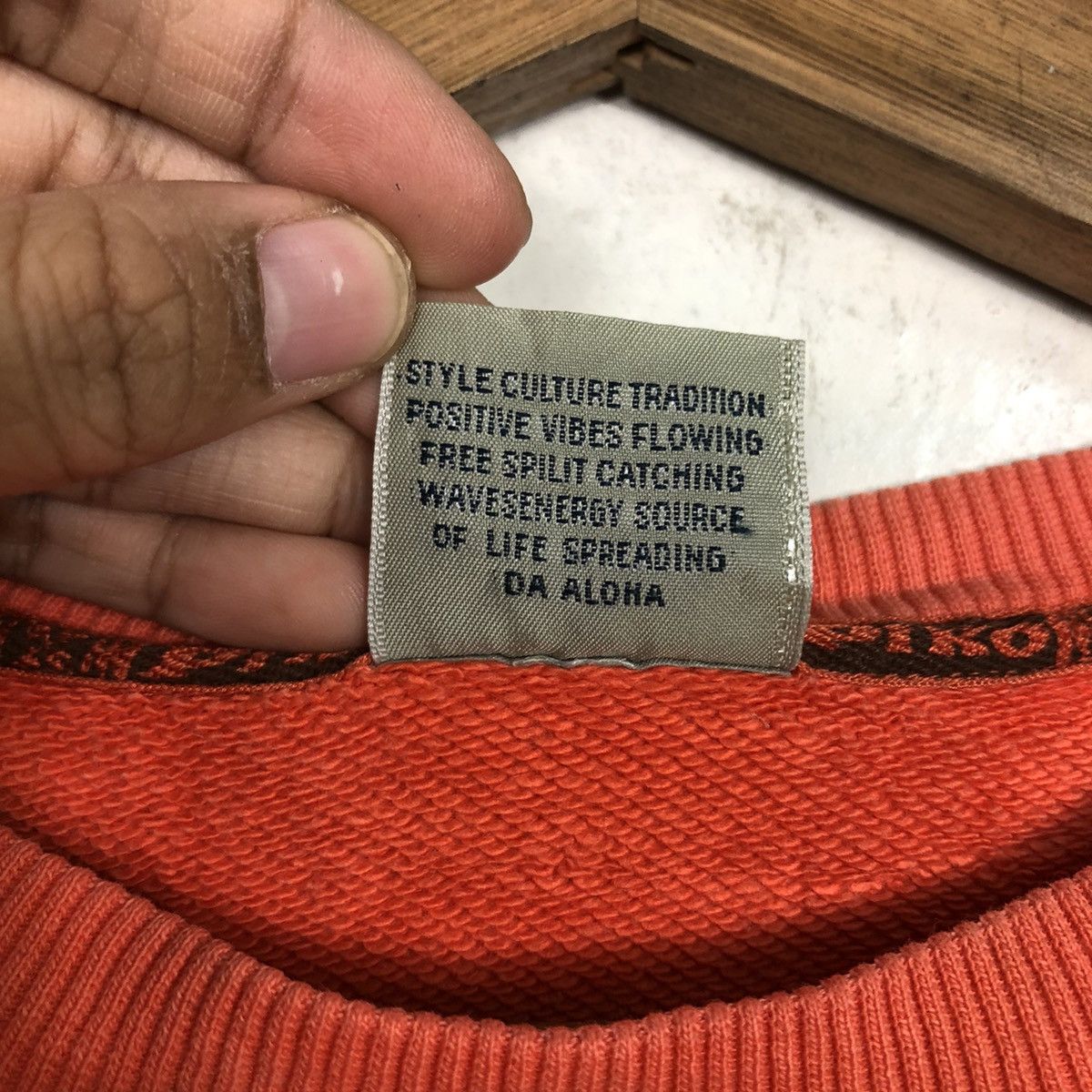 Japanese Brand × Vintage 📌Vintage Sweatshirt Hawaii Piko Big Logo Over Print Size US L / EU 52-54 / 3 - 15 Thumbnail