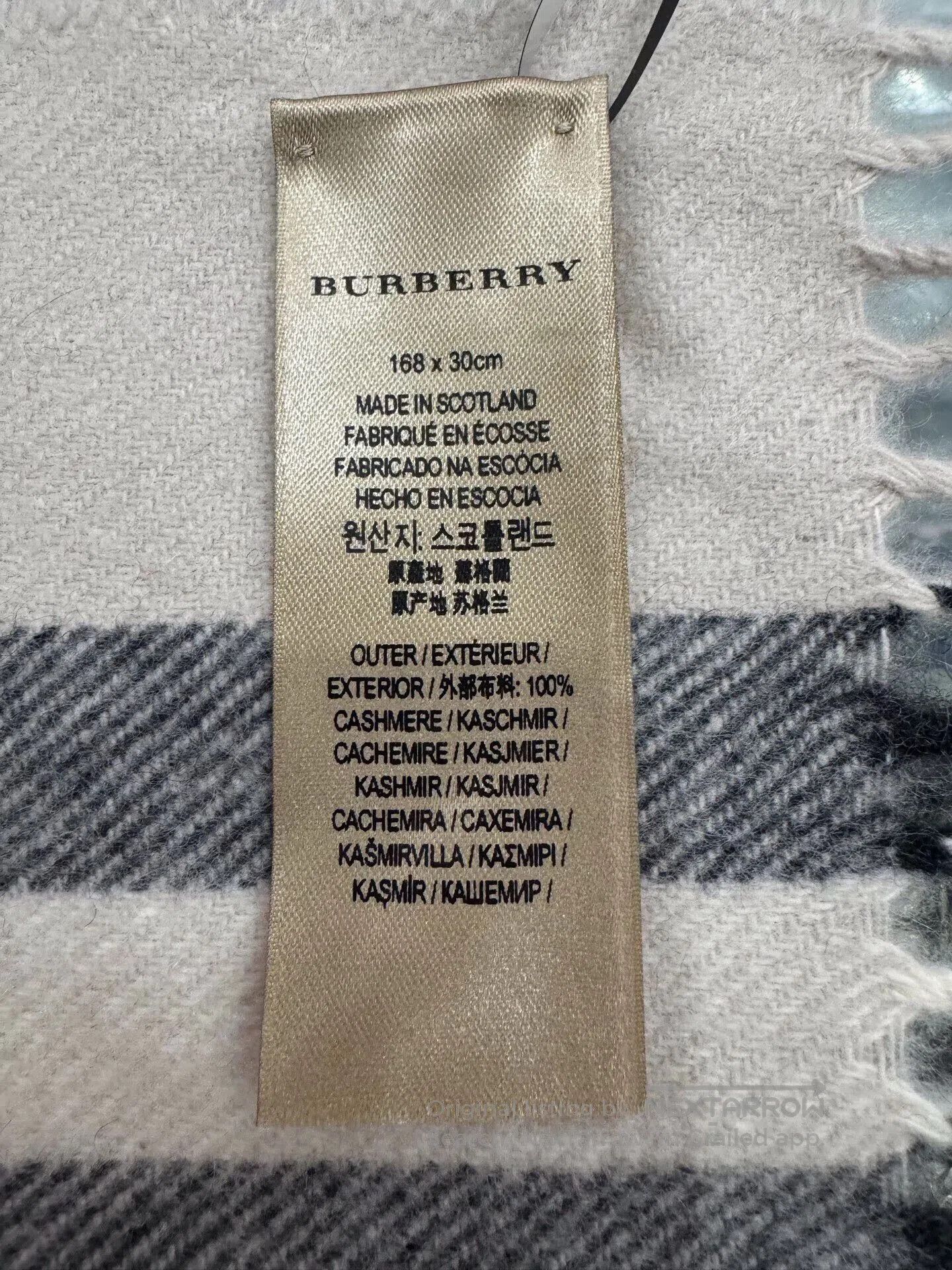 Burberry Burberry Beige Check Cashmere Scarf. Size ONE SIZE - 7 Thumbnail